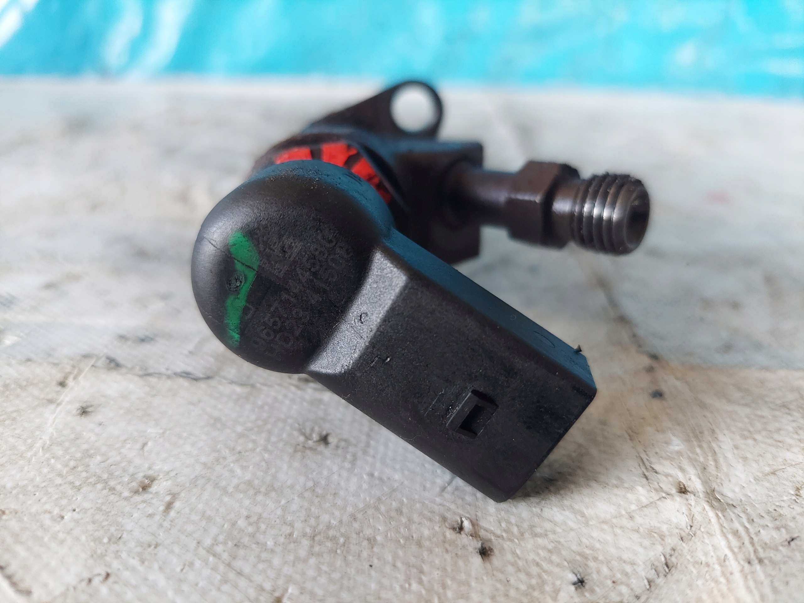 injector V50 FOCUS II SIEMENS 2.0 TD 9857144580
