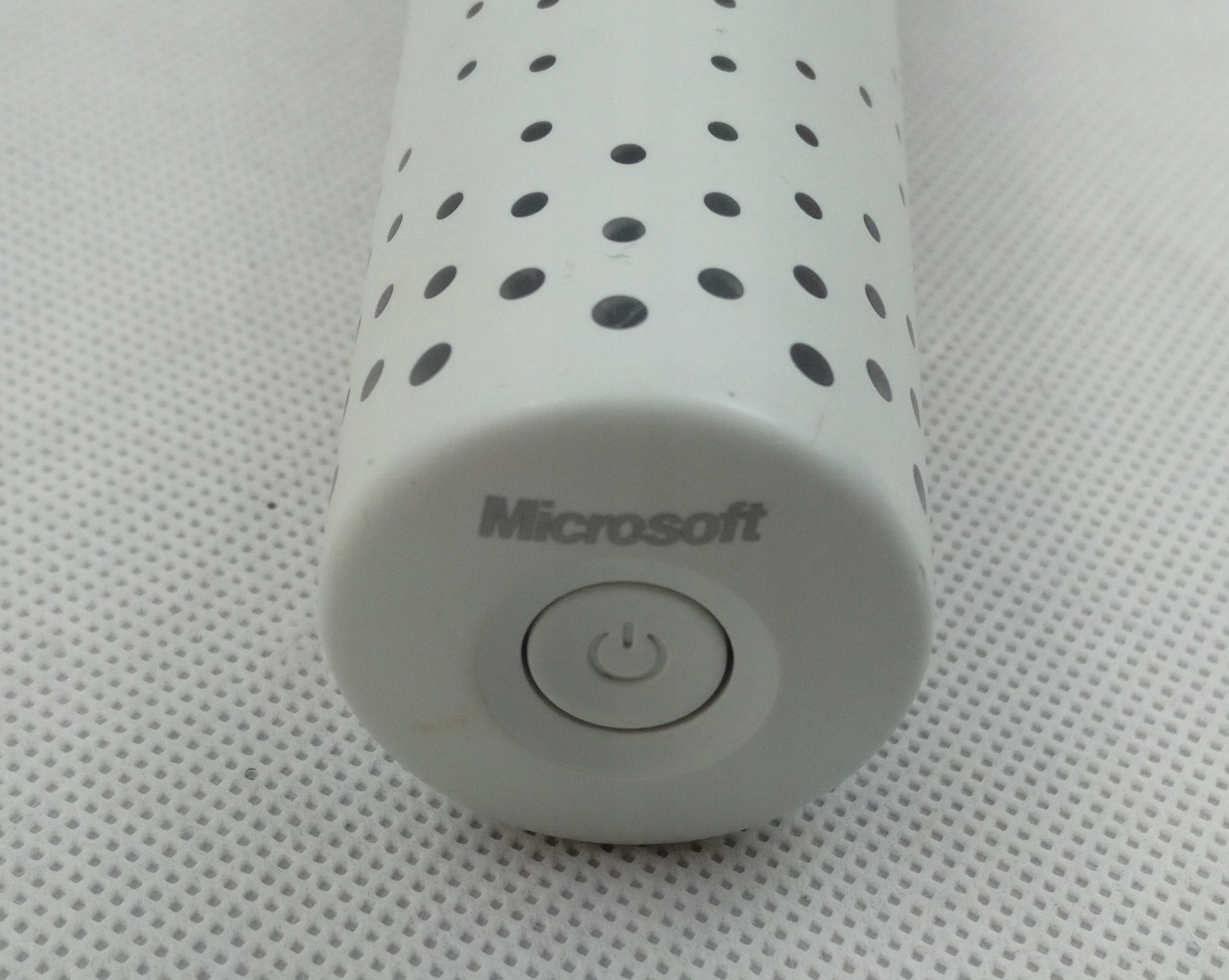 SOLIDNY BIAŁY MIKROFON LIPS BEZPRZEWODOWY MICROSOFT KLASYCZNA SERIA TESTED EAN (GTIN) 0891526002643