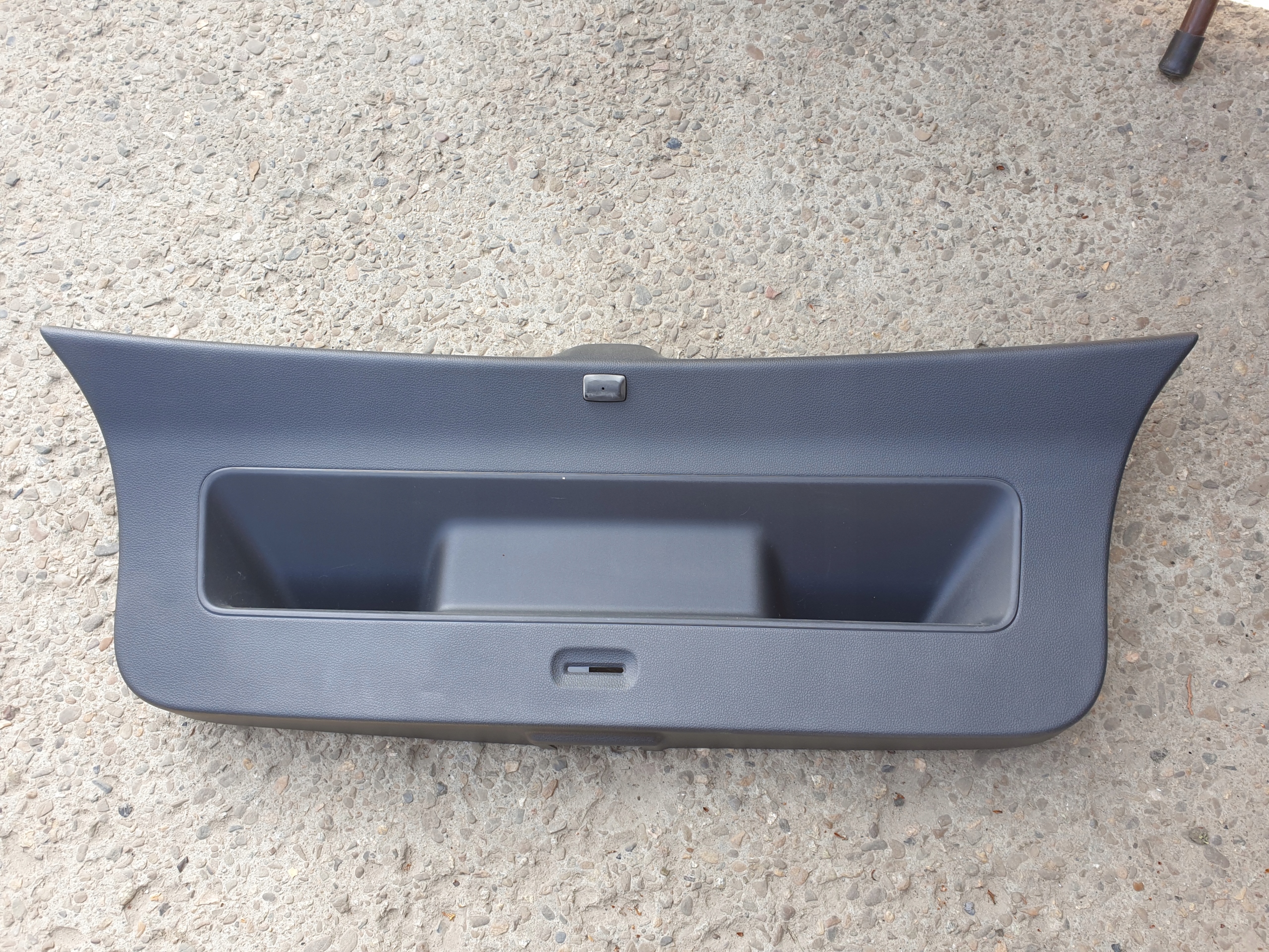 Blende Abdeckung heckklappe Abdeckung VW POLO 5 V 6R 6R6867601A