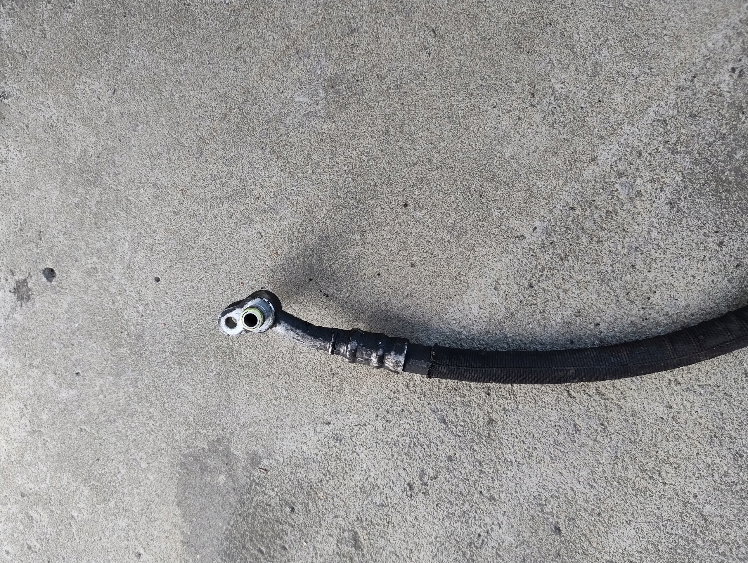 prijenos klimatizacije AUDI A6 C6 2.4 BDW 4F0260701L