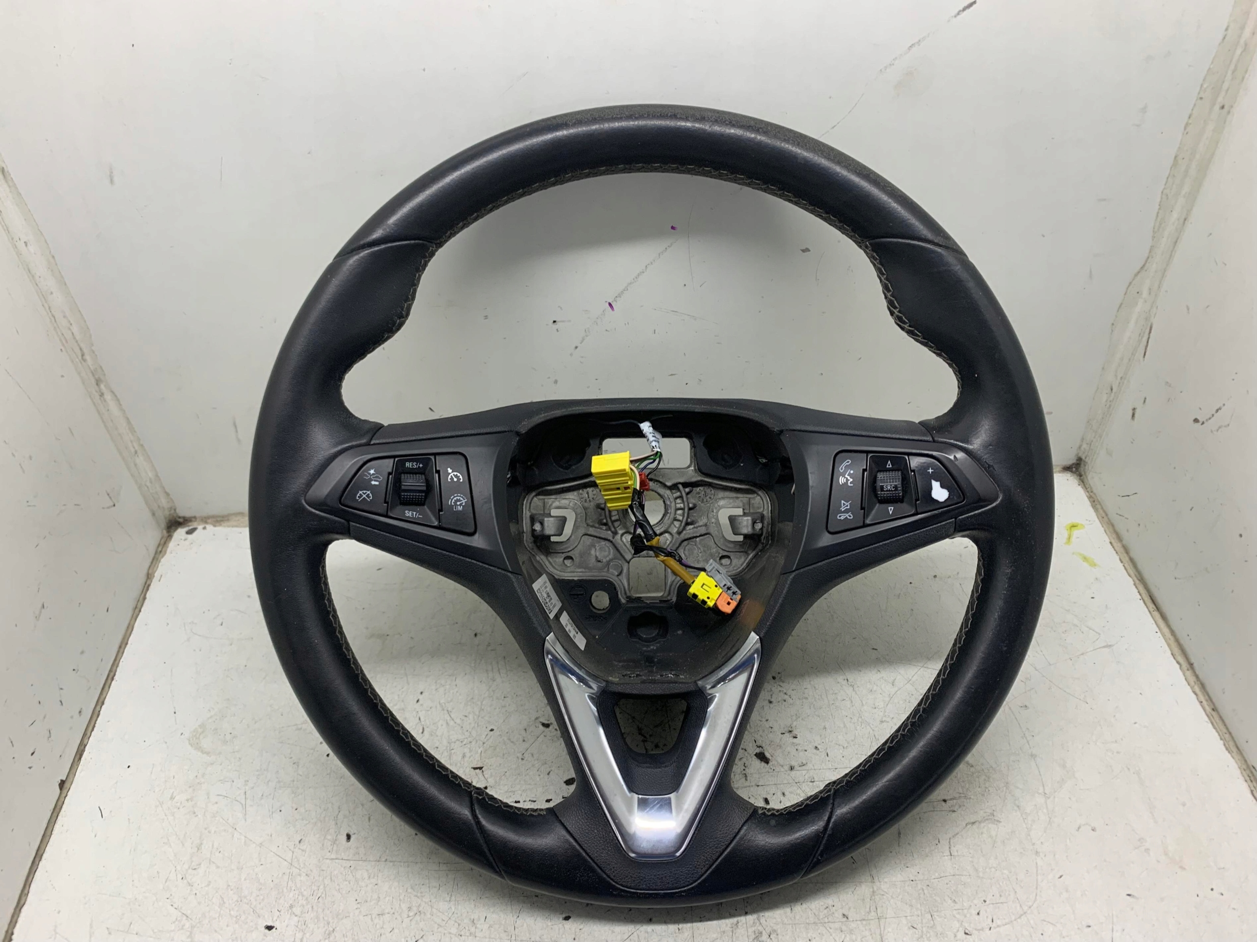 steering wheel, leather MULTI black 34210939A OPEL ASTRA K 15-19