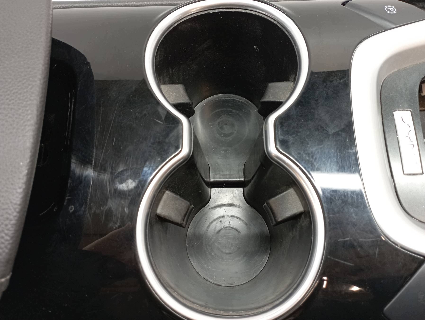 tunnel central armrest Ford Mondeo Mk5 (2014-)