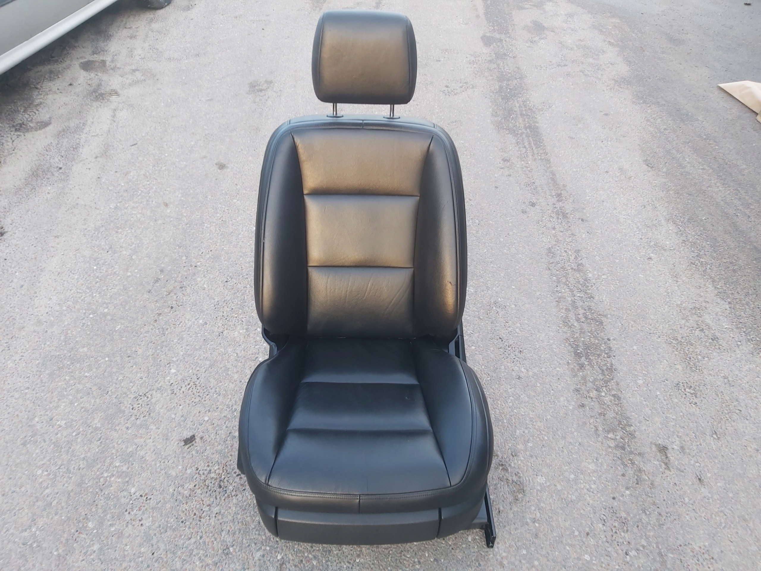 seat driver´s left MERCEDES S W221 LIFT BDB!!