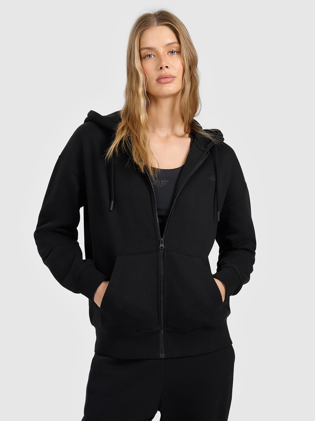 4F Tepláková mikina Černá S