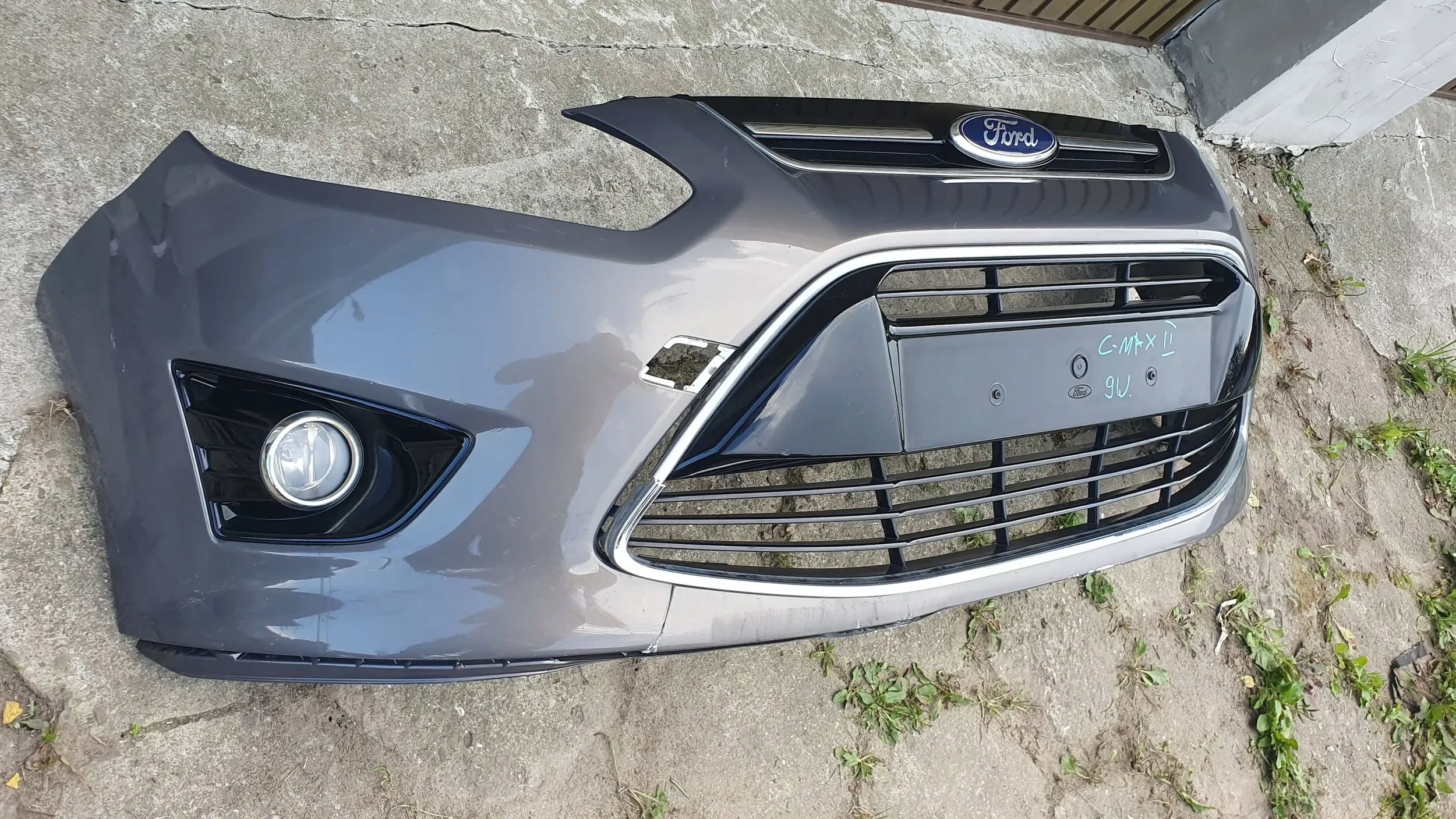 Ford C-MAX II MK2 2 10-14 Frontstoßstange vorne $