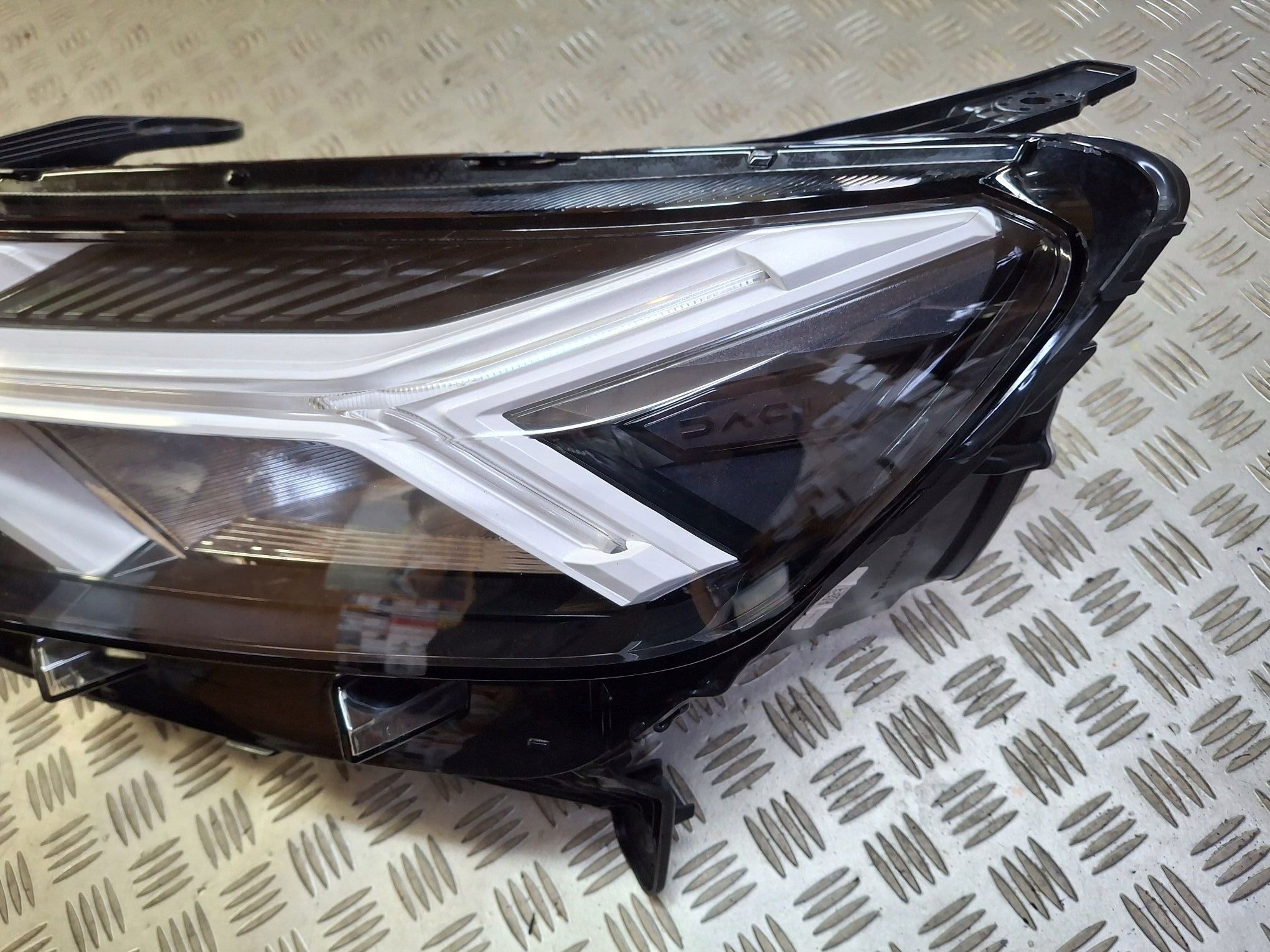 light left front LED DACIA SANDERO III JOGGER 2020R->