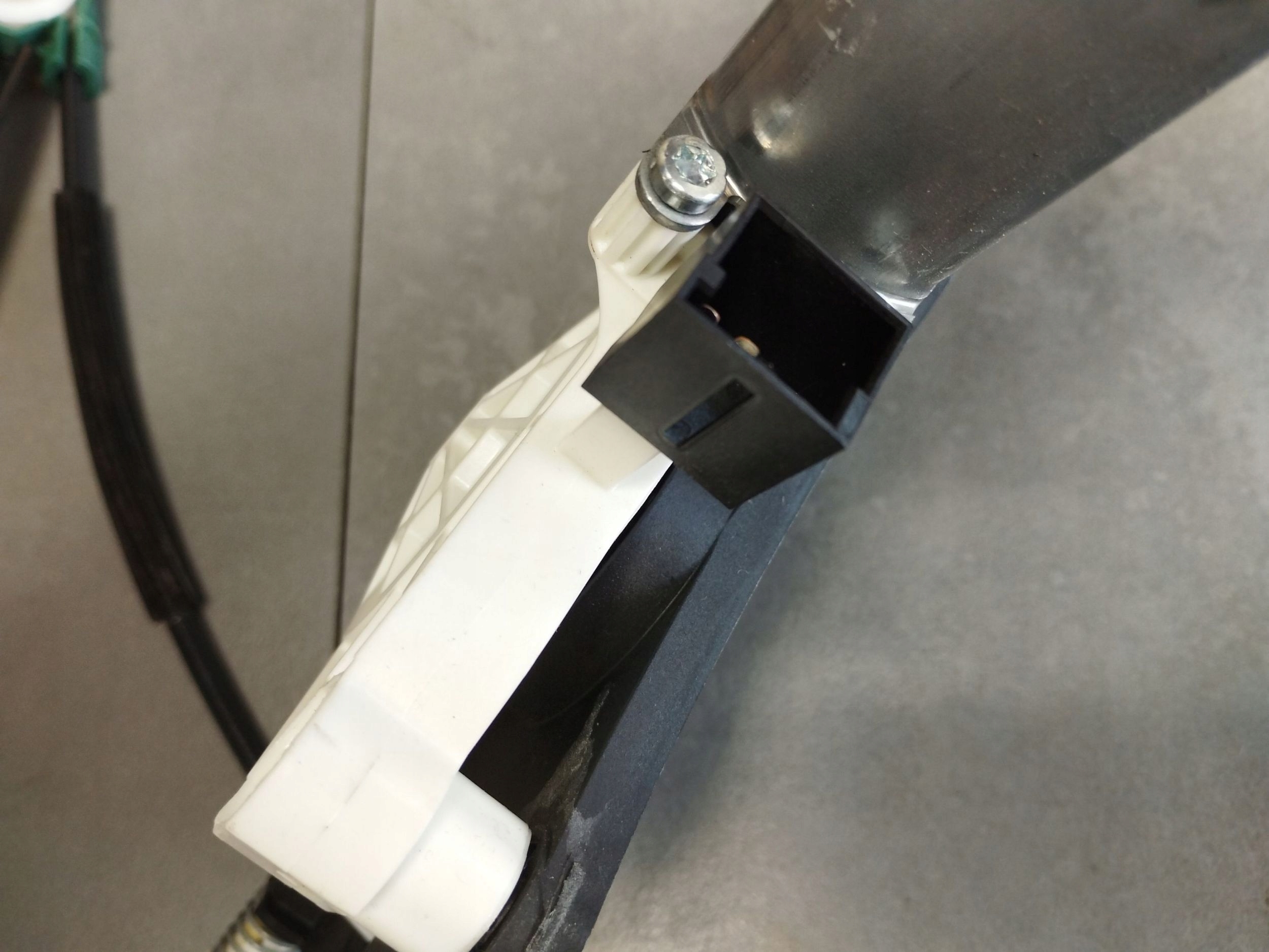 Audi A6 Allroad C8 2022 mechanism windows right front 4K0837462