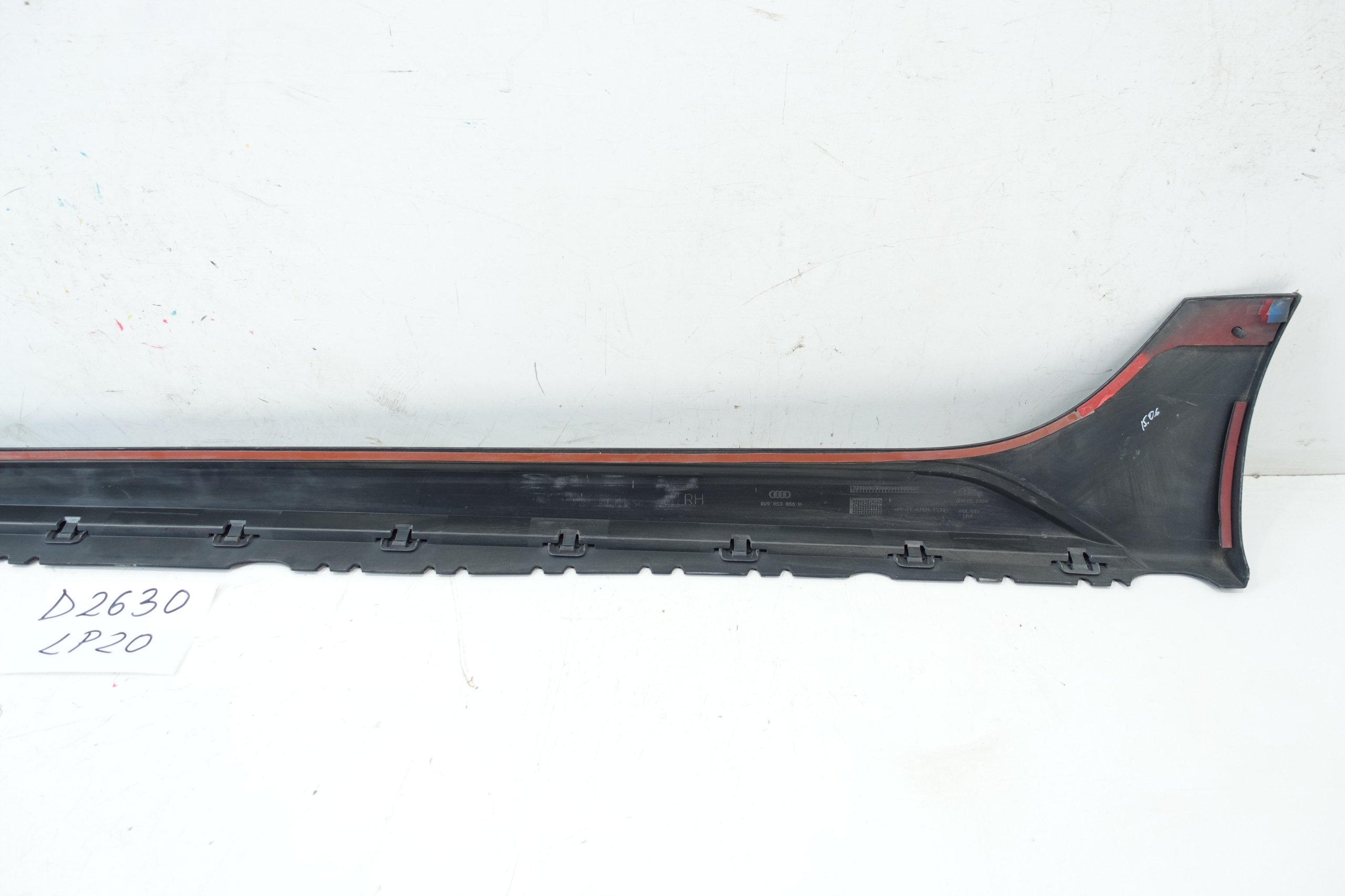moulding cap threshold right AUDI A4 B9 LIFT KOMB