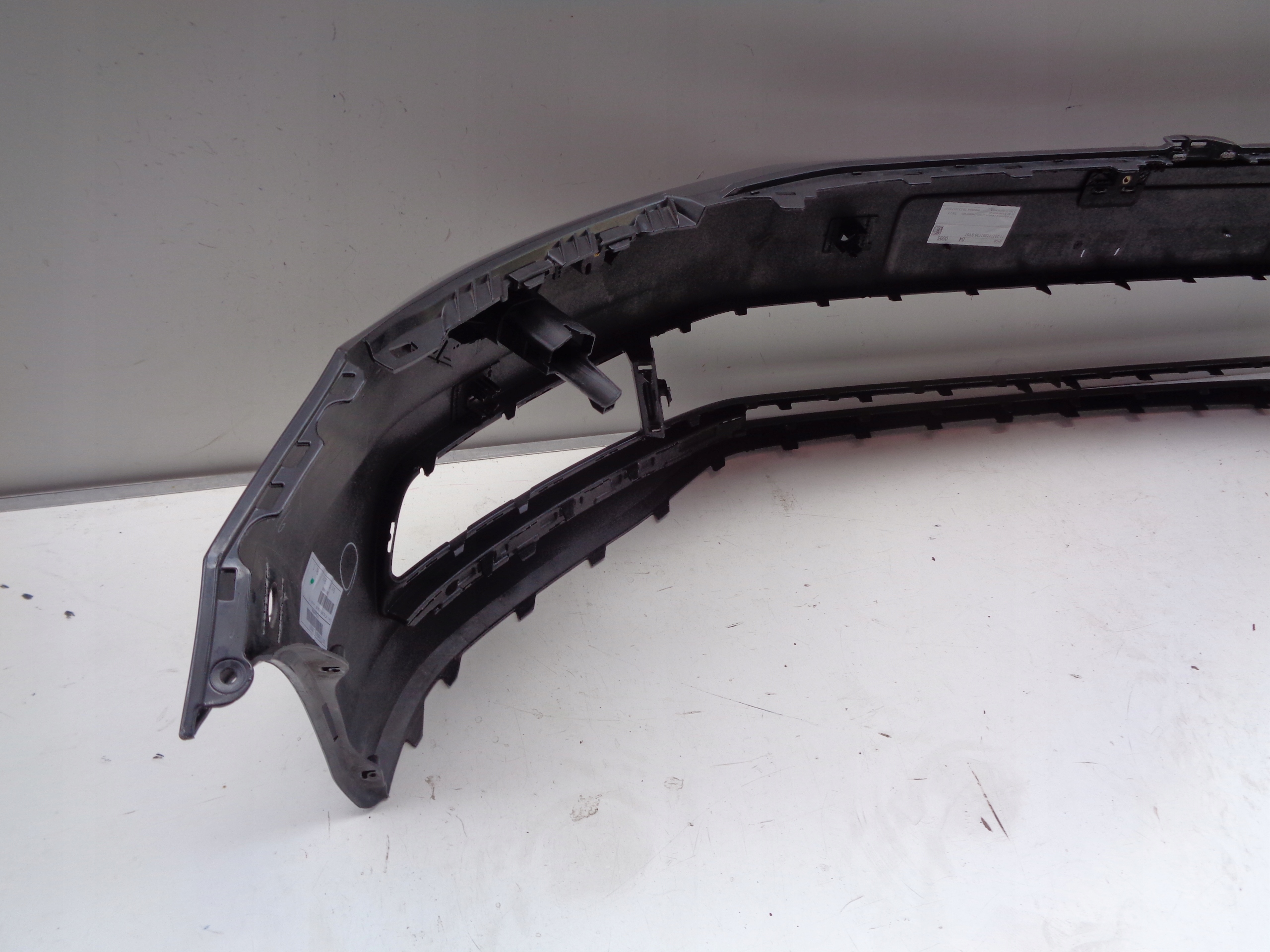 front bumper VW TOURAN 5TA 16- NR 25432
