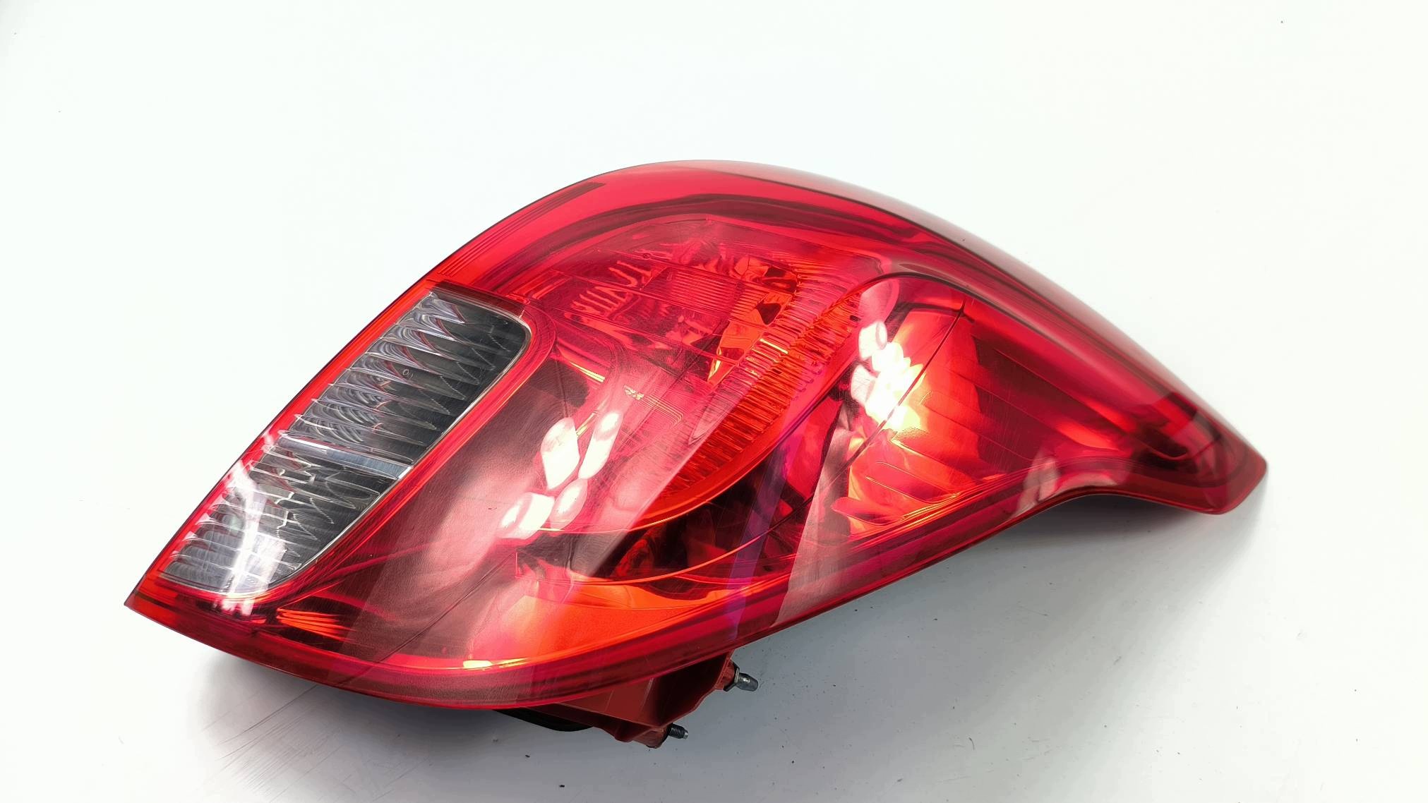 light right rear part 42599463 OPEL MOKKA X