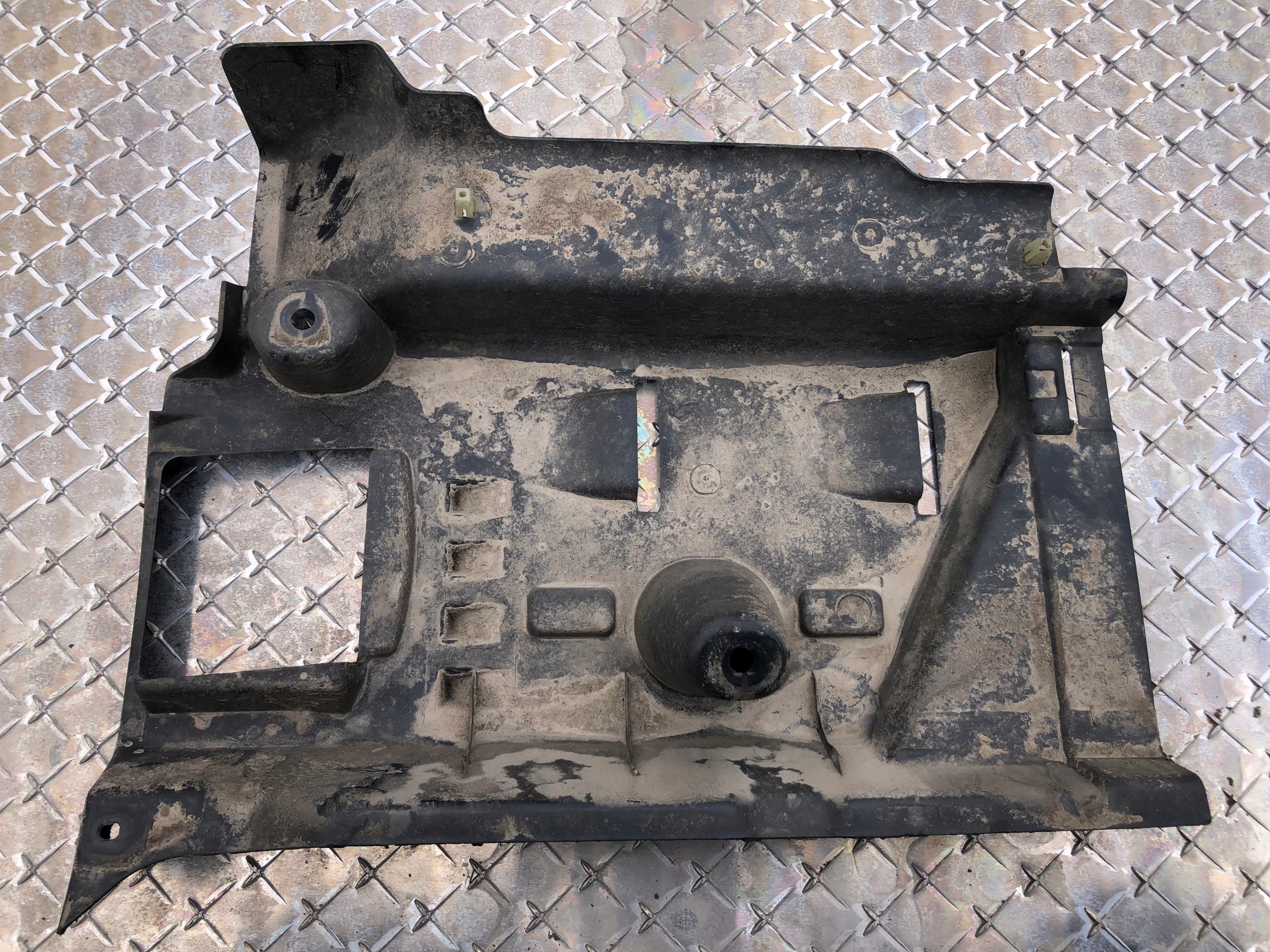 motor cover lower VW T6 7LA825312D