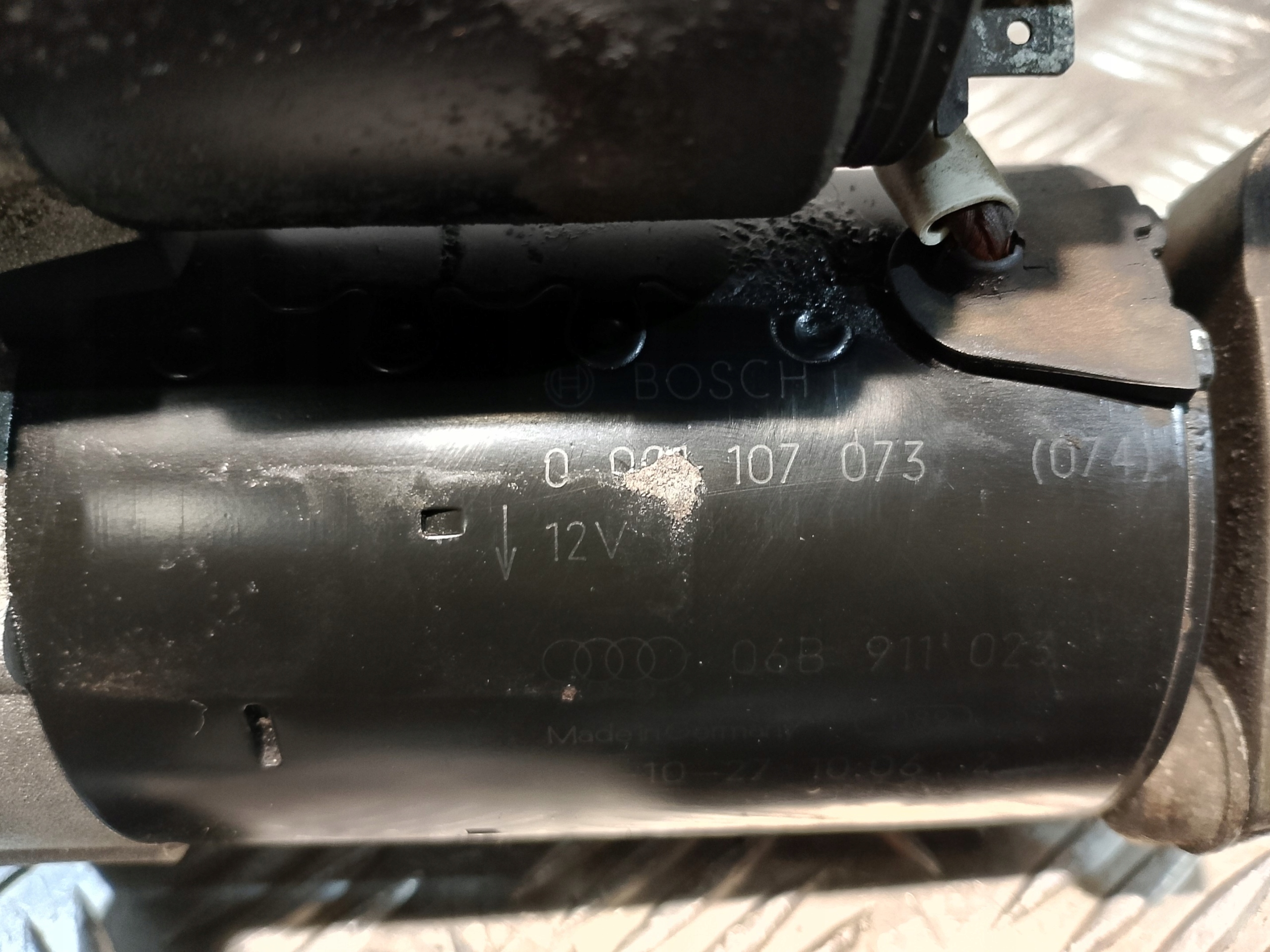 startér MOTORU AUDI A4 B6 2.0 B 06B 911 023