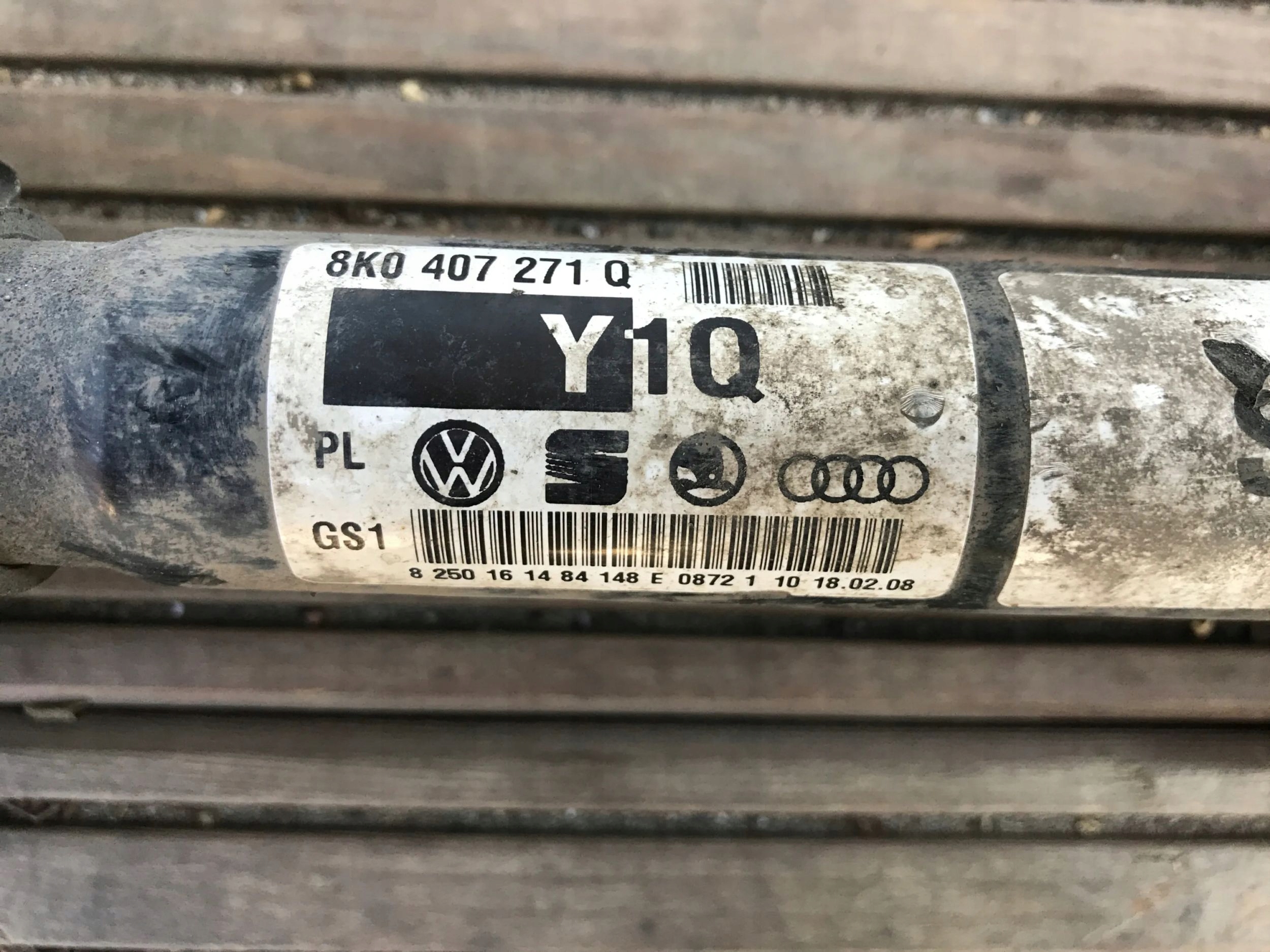 semi-axis left short. AUDI A4 B8 8K0407271Q