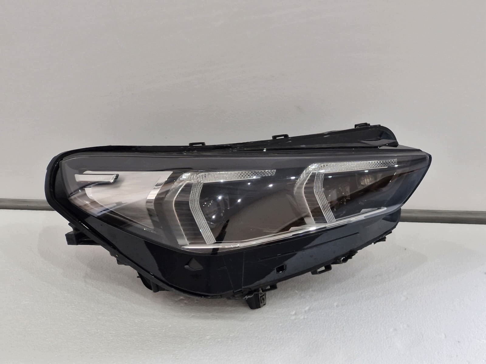 light right BMW X1 U11 FULL LED