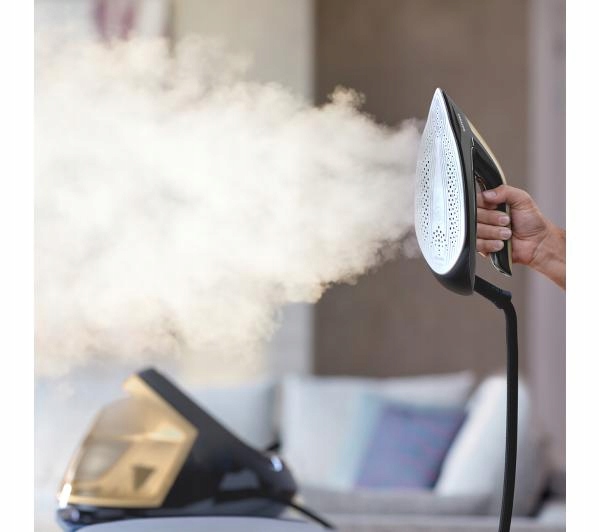 ŻELAZKO Z GENERATOREM PARY STACJA PAROWA PHILIPS PERFECT CARE 8000 2700W Kolor dominujący czarny