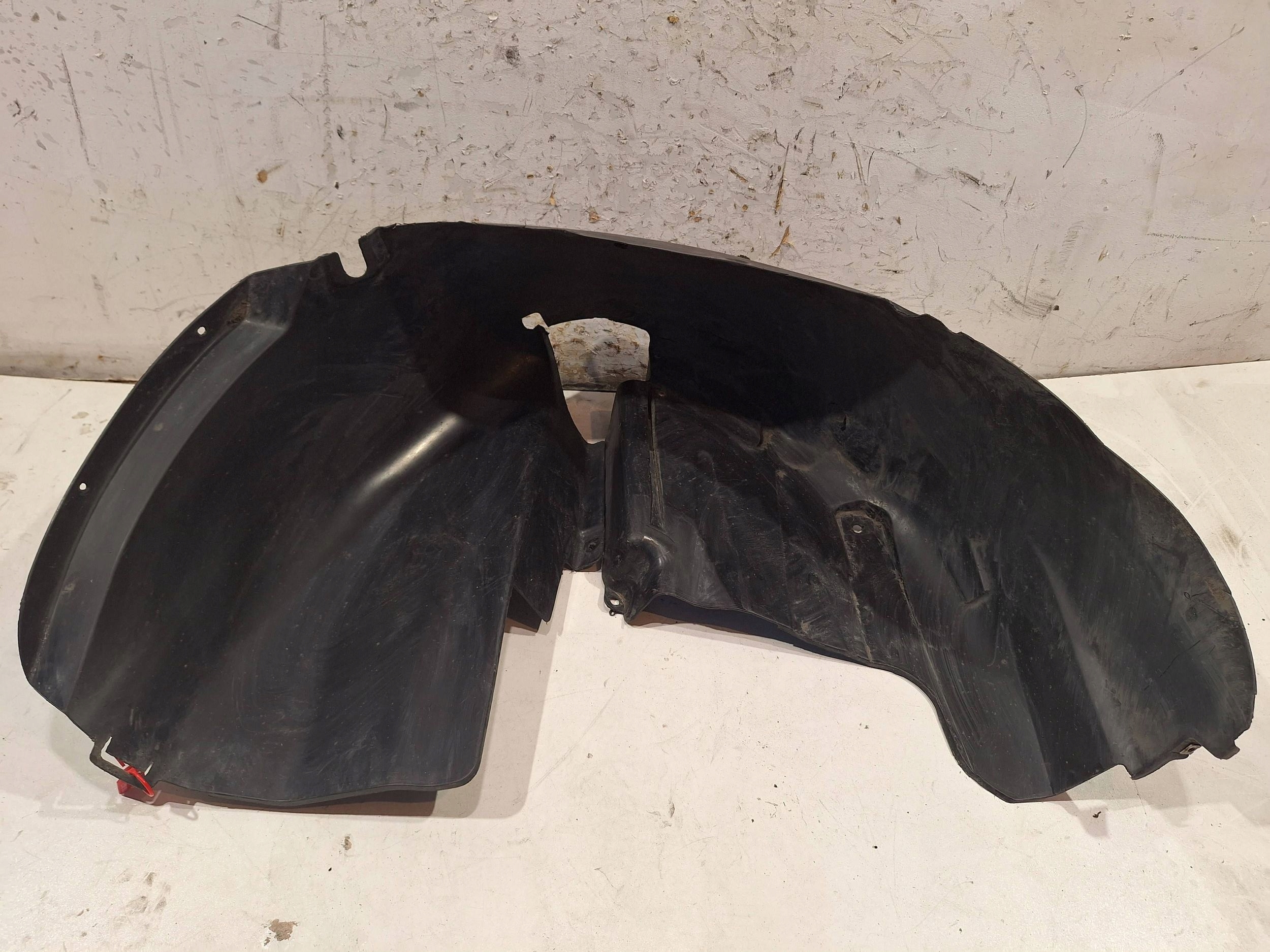 mudguard right rear part 51884829 FIAT 500L 2012