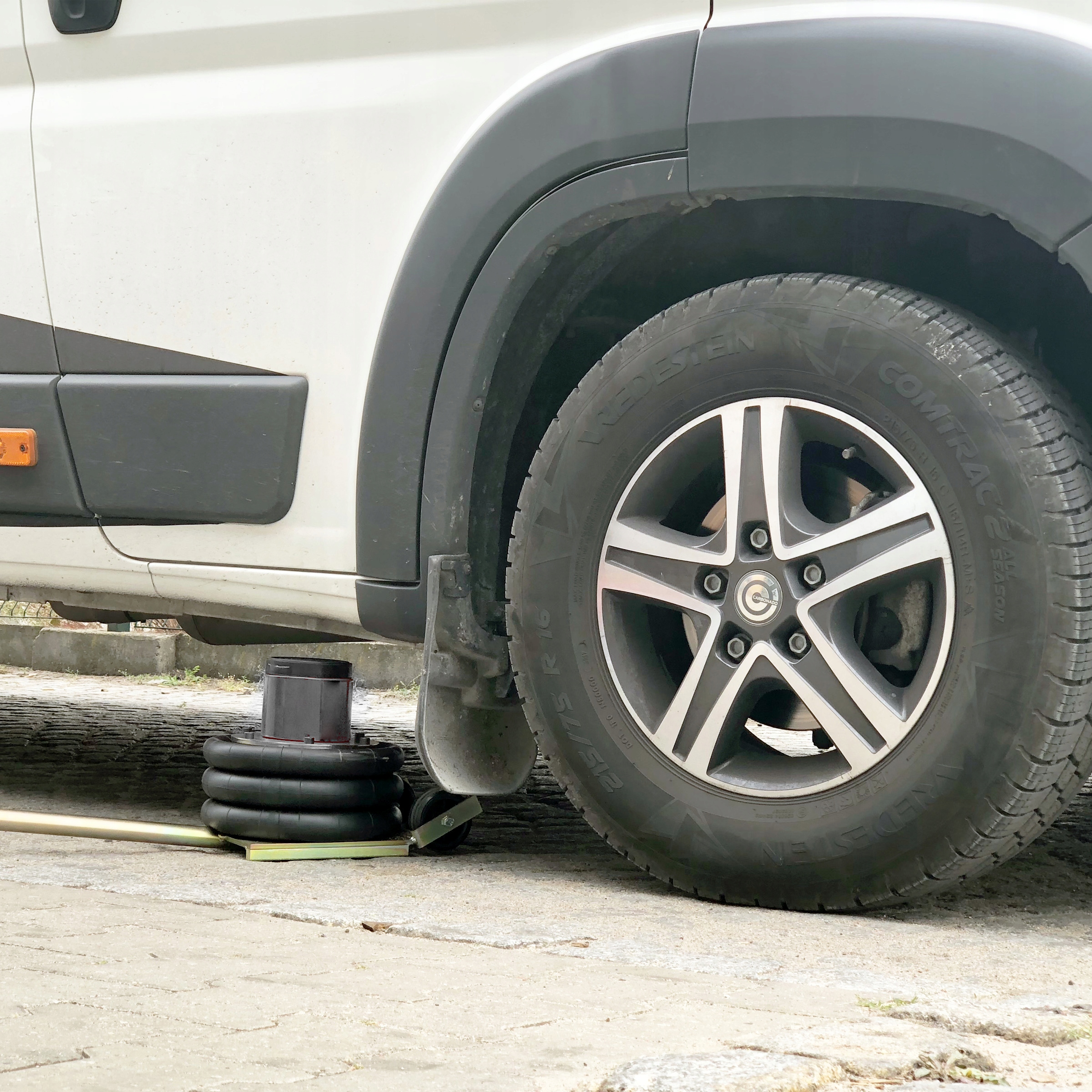 E6e4f3af427cb31675716dd7f032