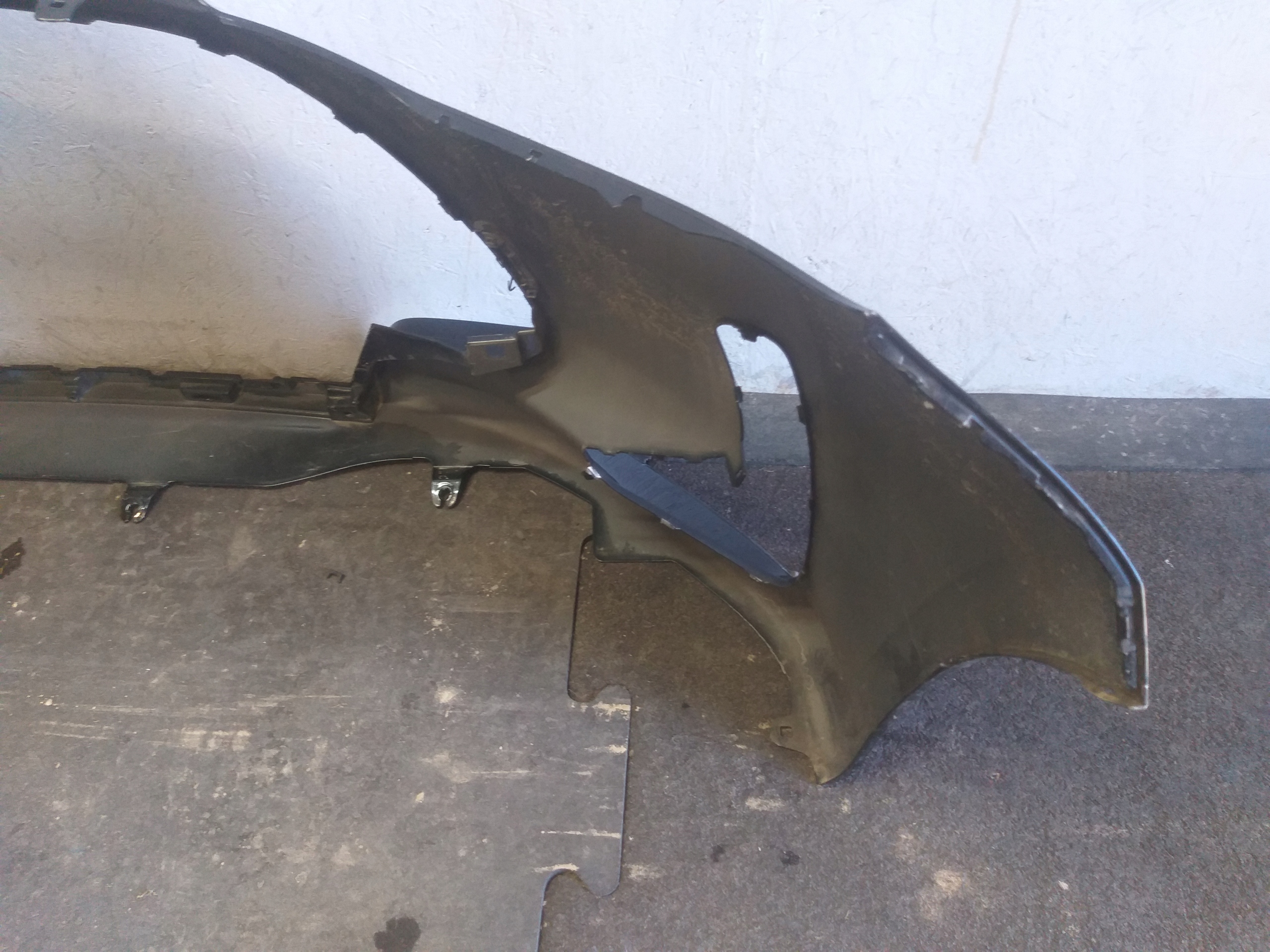 nárazník předek TOYOTA YARIS IV 4 20