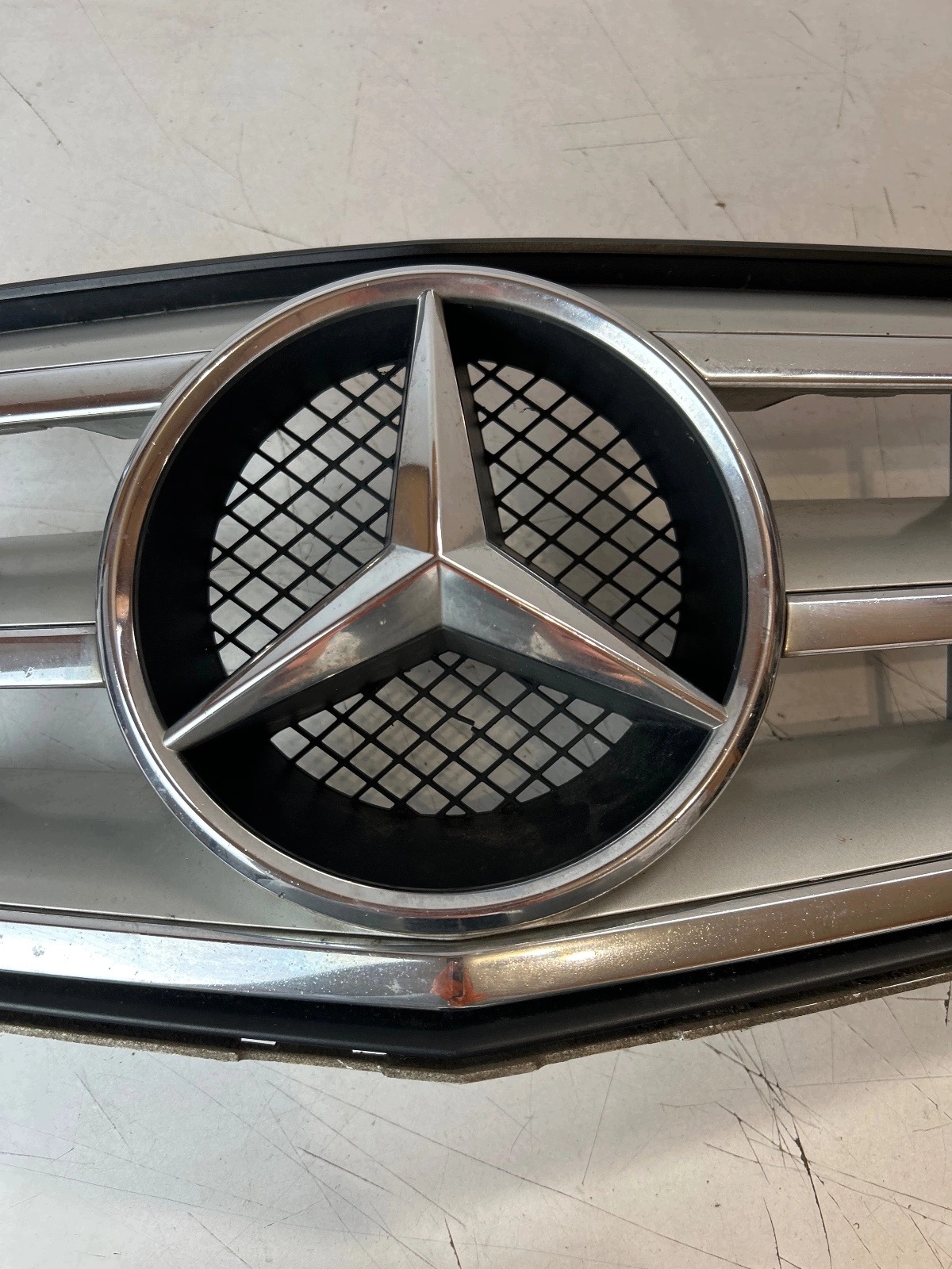 Grill Grill Mercedes W204 C klasa