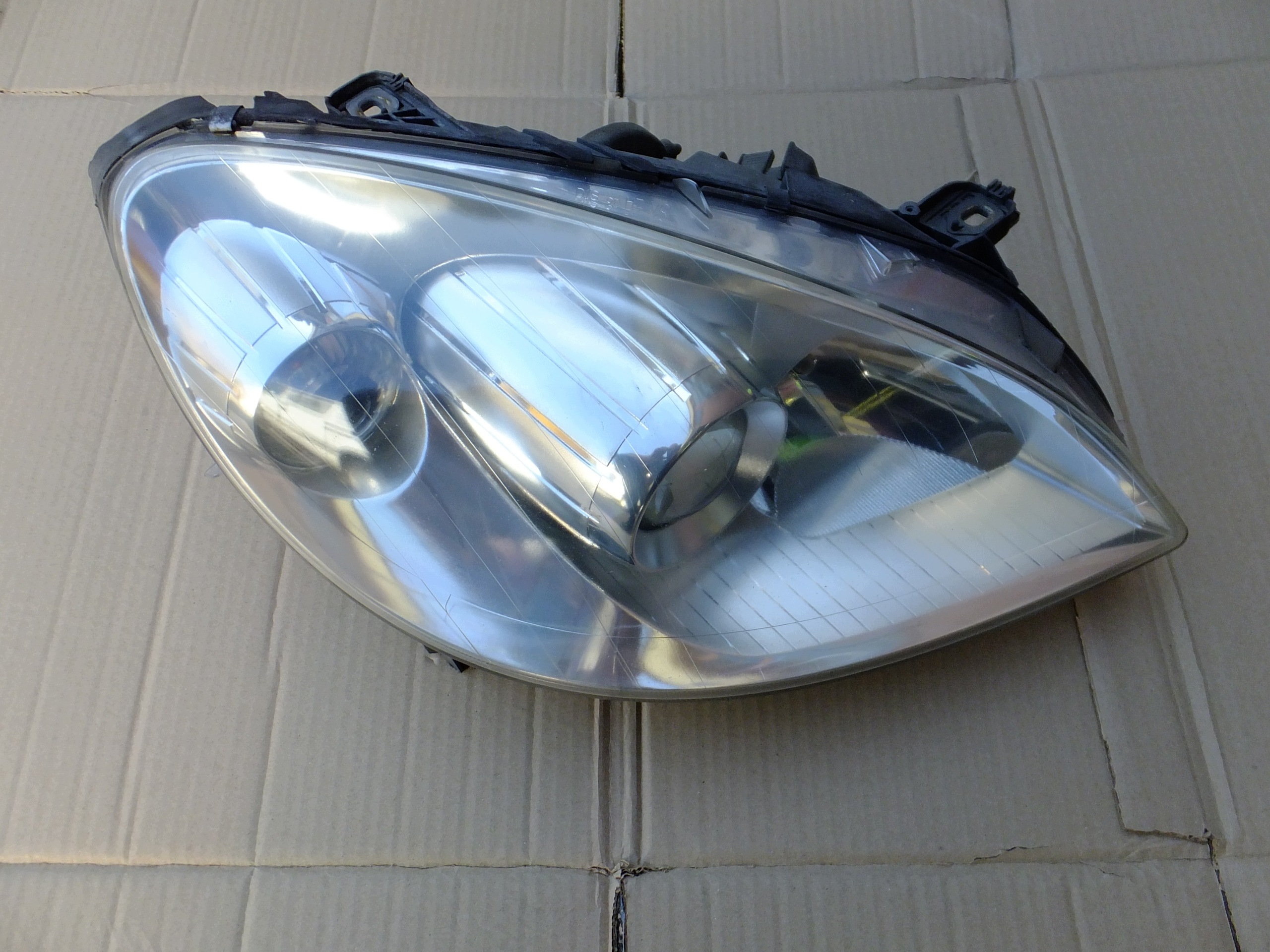 light right front mercedes w245 A1698201861