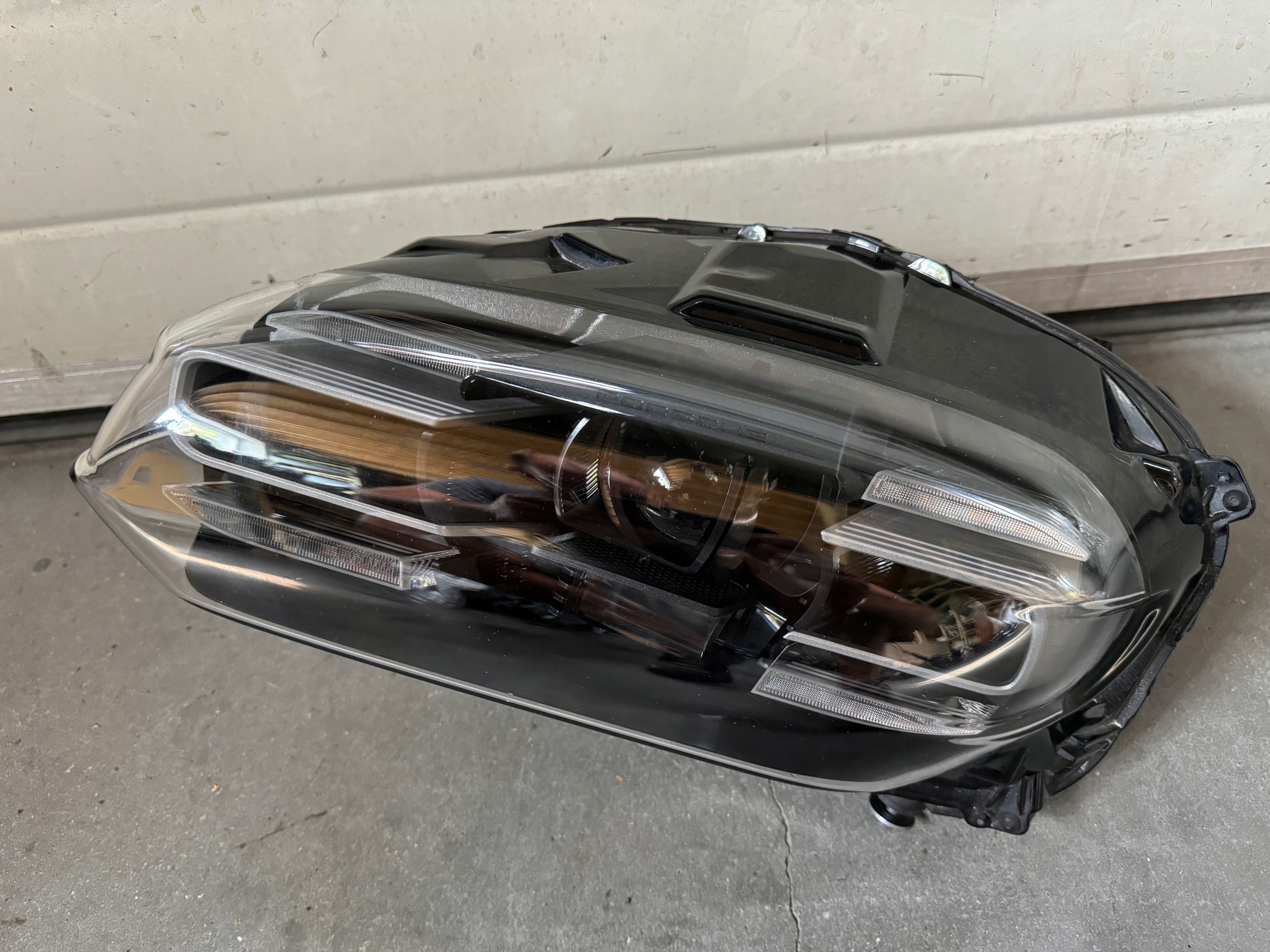 Porsche Taycan Полный комплект Led С HSW LED PDLS + RV фара лева