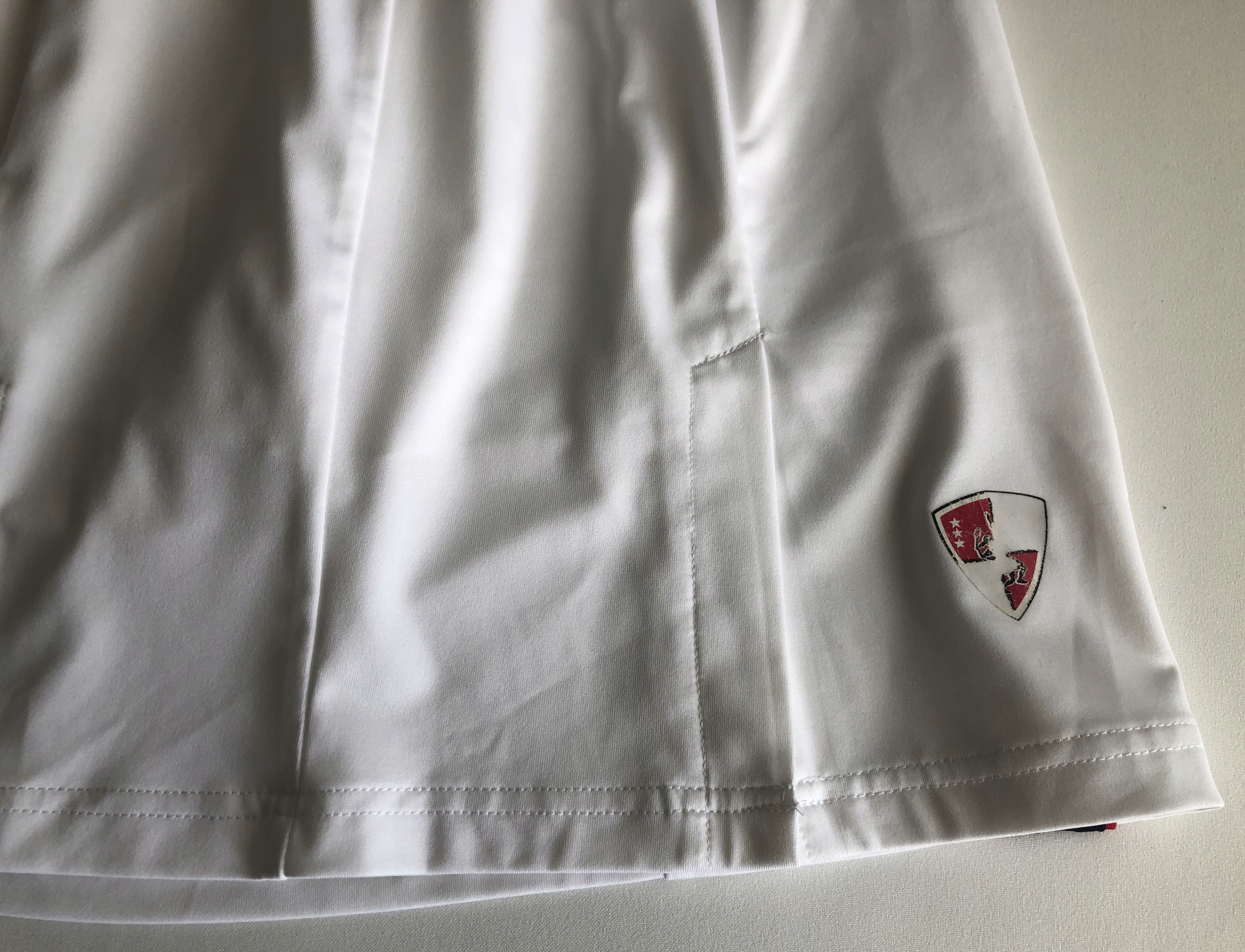 SPRTOWA SPÓDNICZKA Z WSZYTYMI SZORTAMI 36/38 Właściwości oddychające