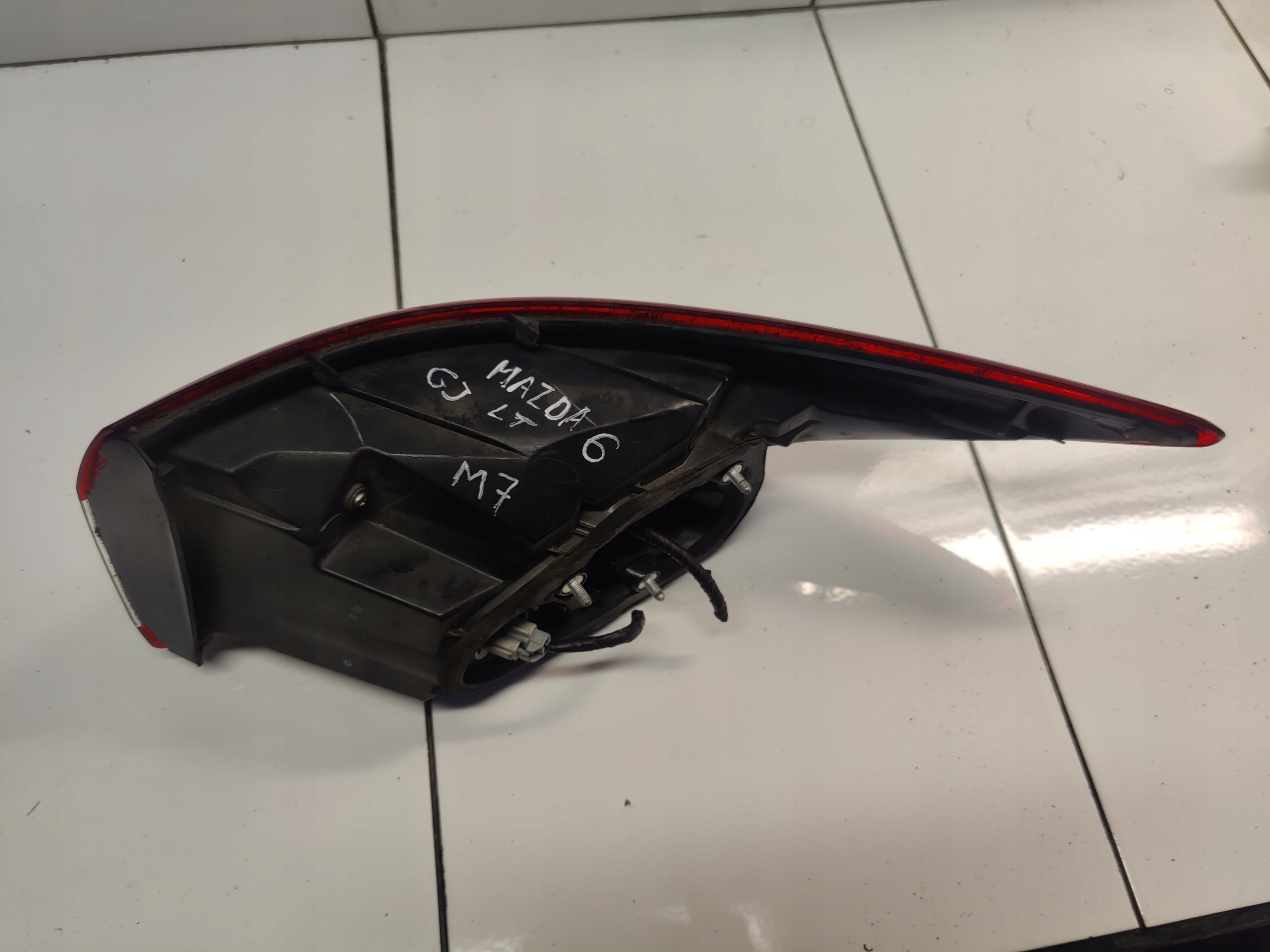 MAZDA 6 GJ LT sedan light left rear GHK1-51150 220-41978