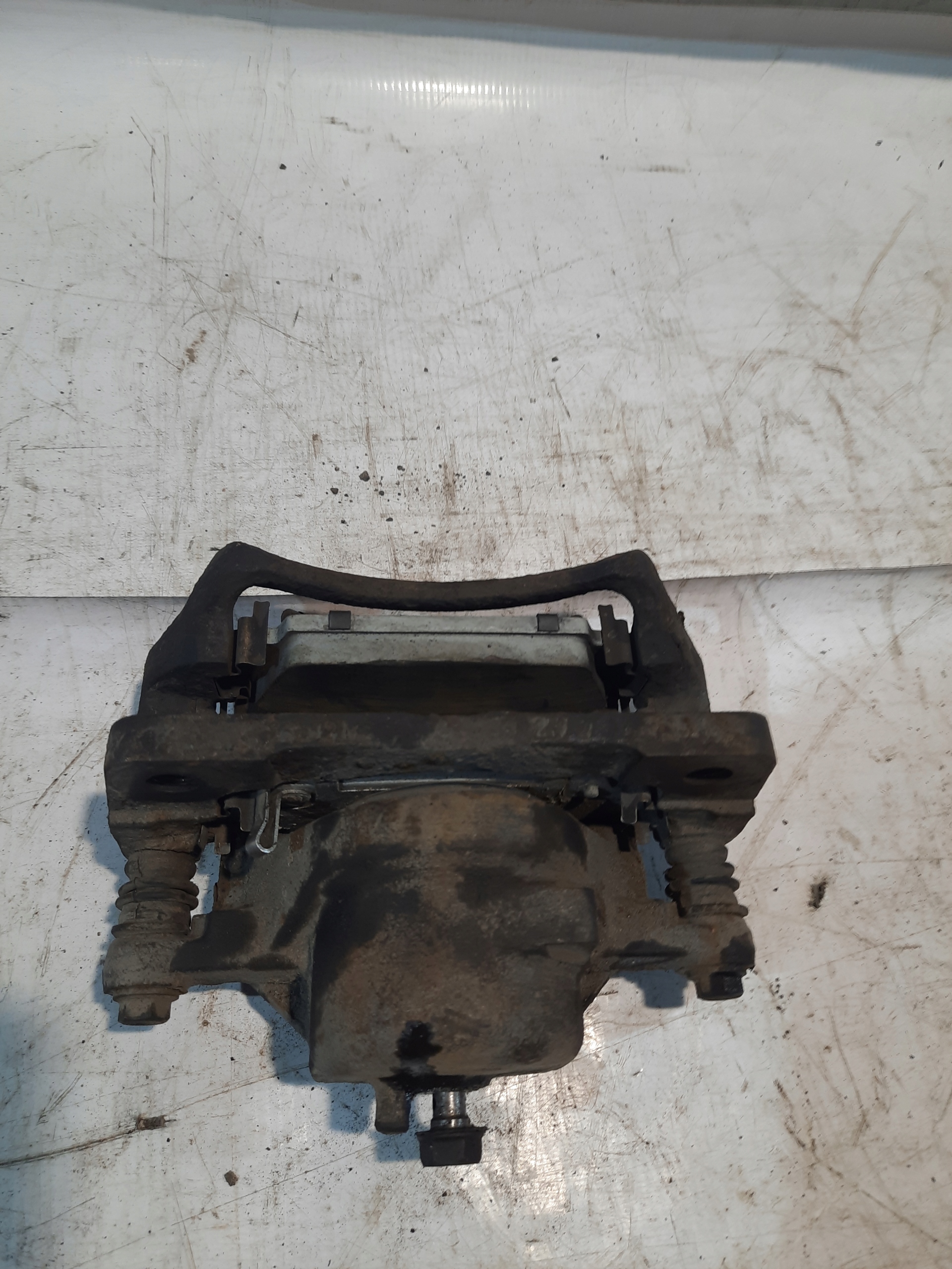 HONDA CIVIC VII 1.7 CTDI left caliper JARZMO front front