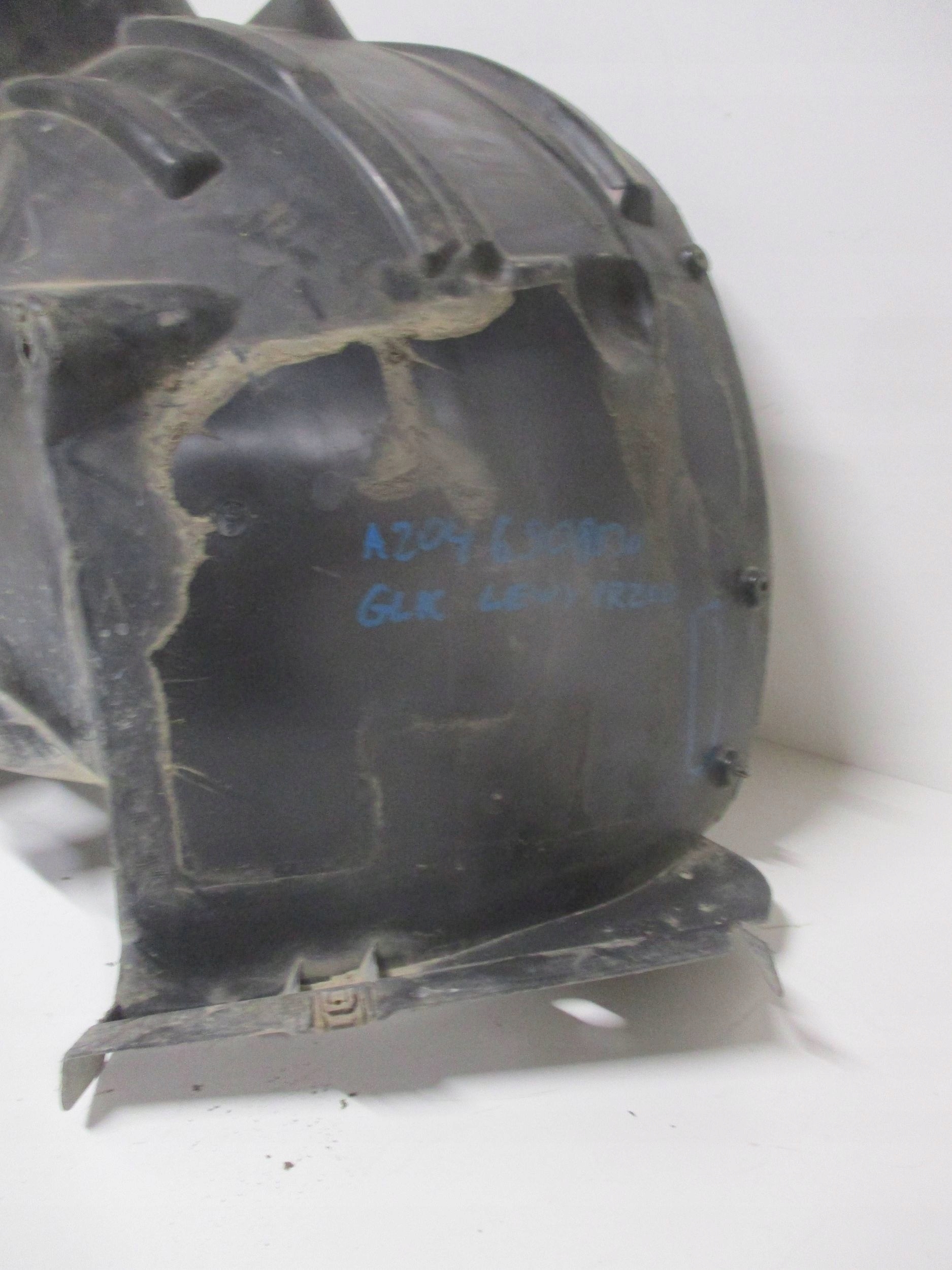 mudguard front front right MERCEDES-BENZ GLK 204 A2046901130