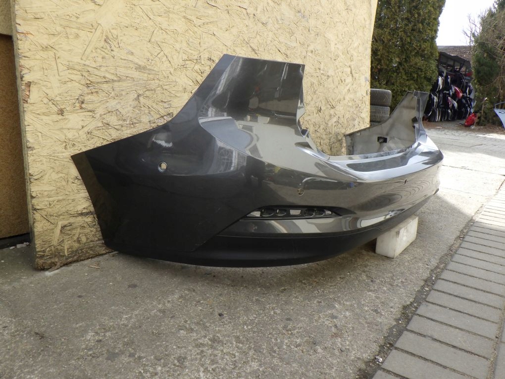 FORD FOCUS MK4 IV KOMBI 18- Stoßstange hinten