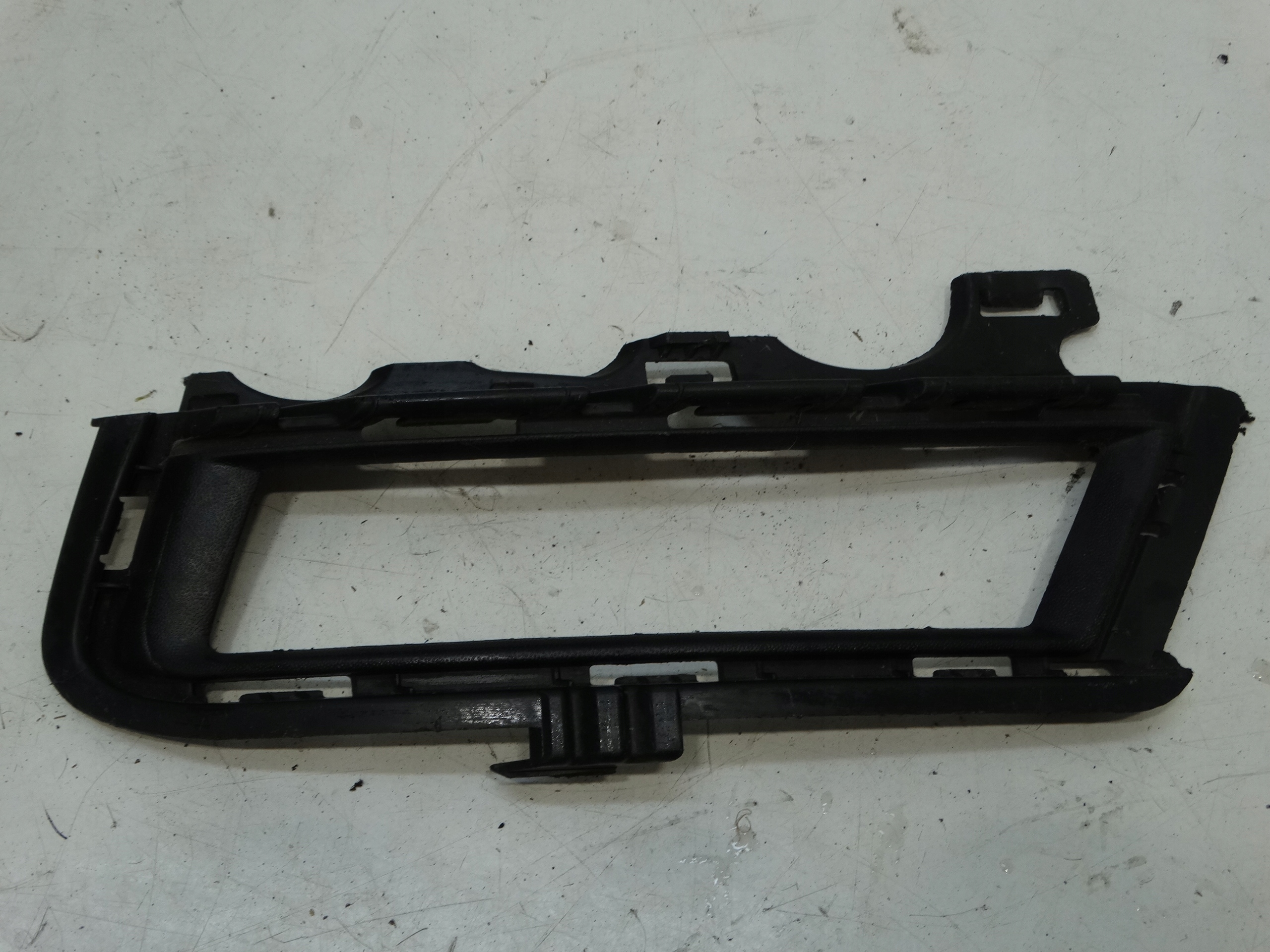 frame fog lights left front VOLKSWAGEN GOLF VII 5G0853211E