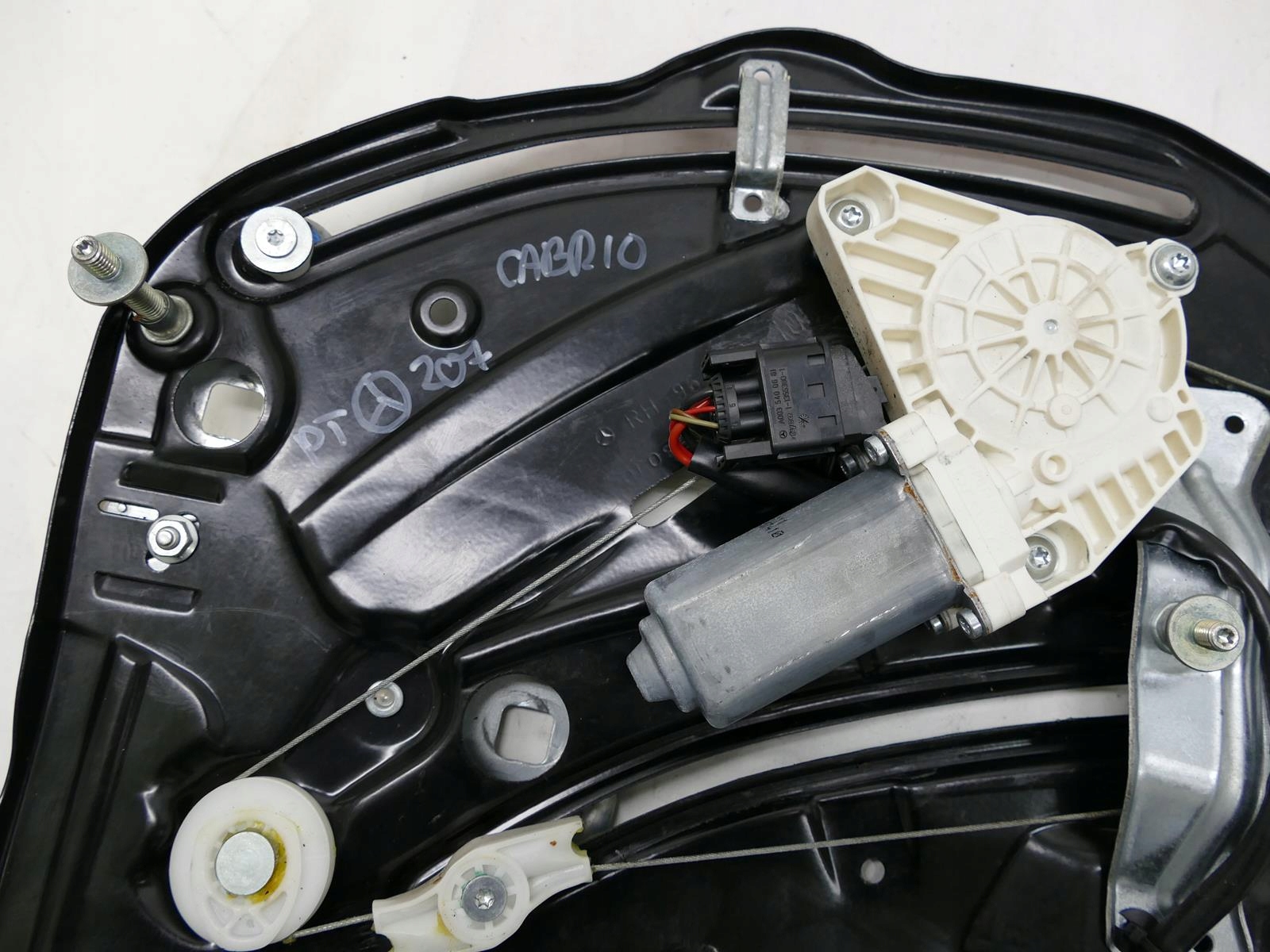 MERCEDES E W207 A207 window regulator right rear part