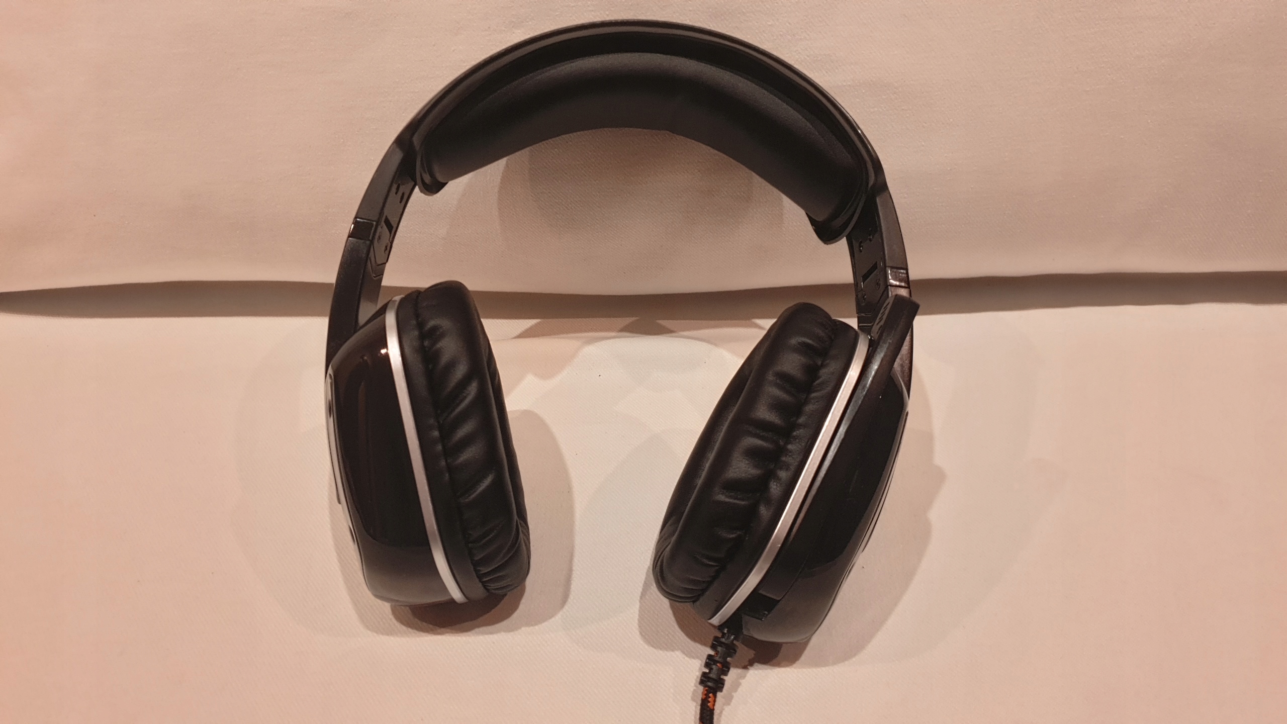 Słuchawki ADX Firestorm H09 stan BDB. Model Firestorm H09