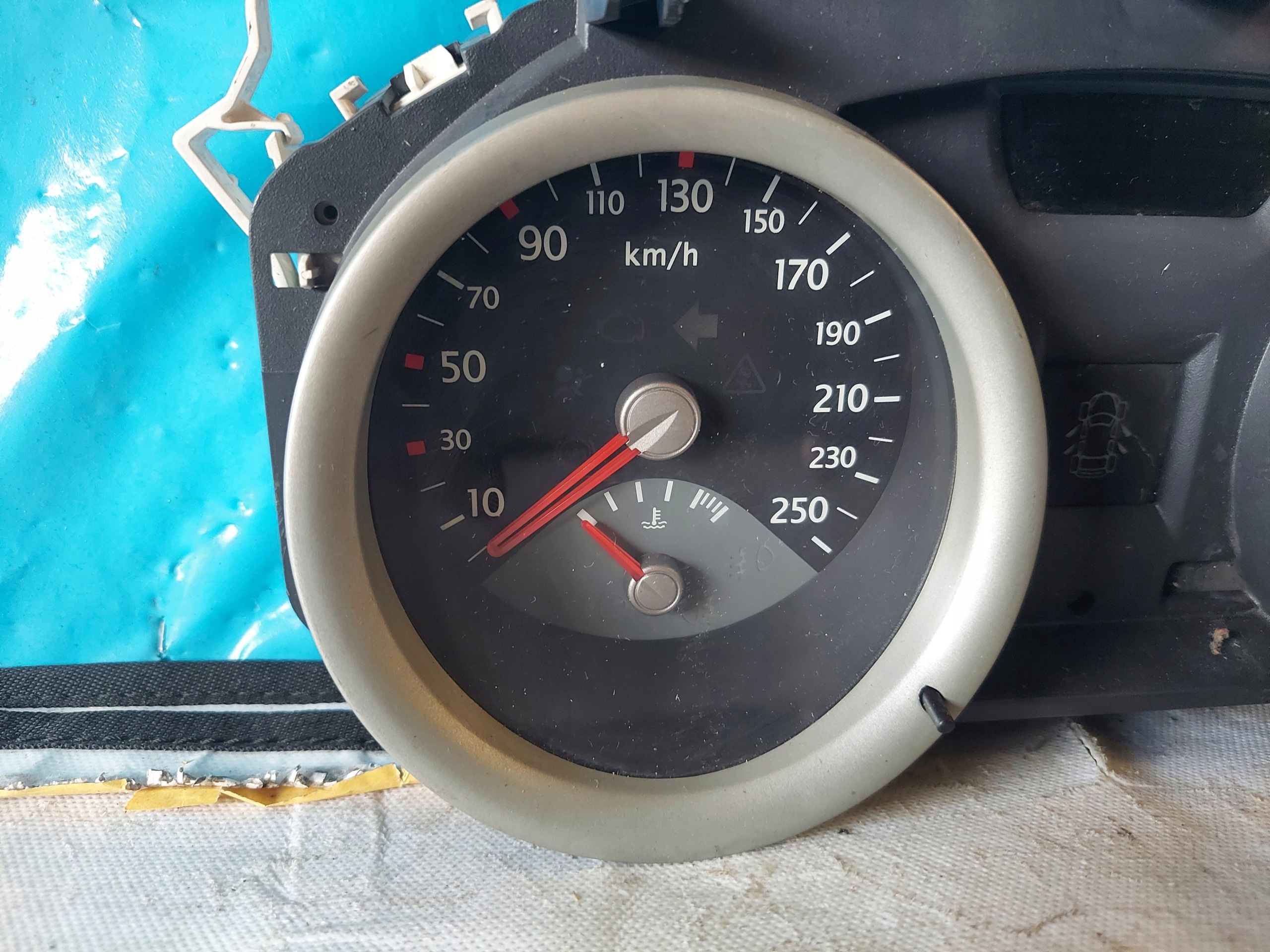 dials clock MEGANE II 1.5 DCI 8200364007