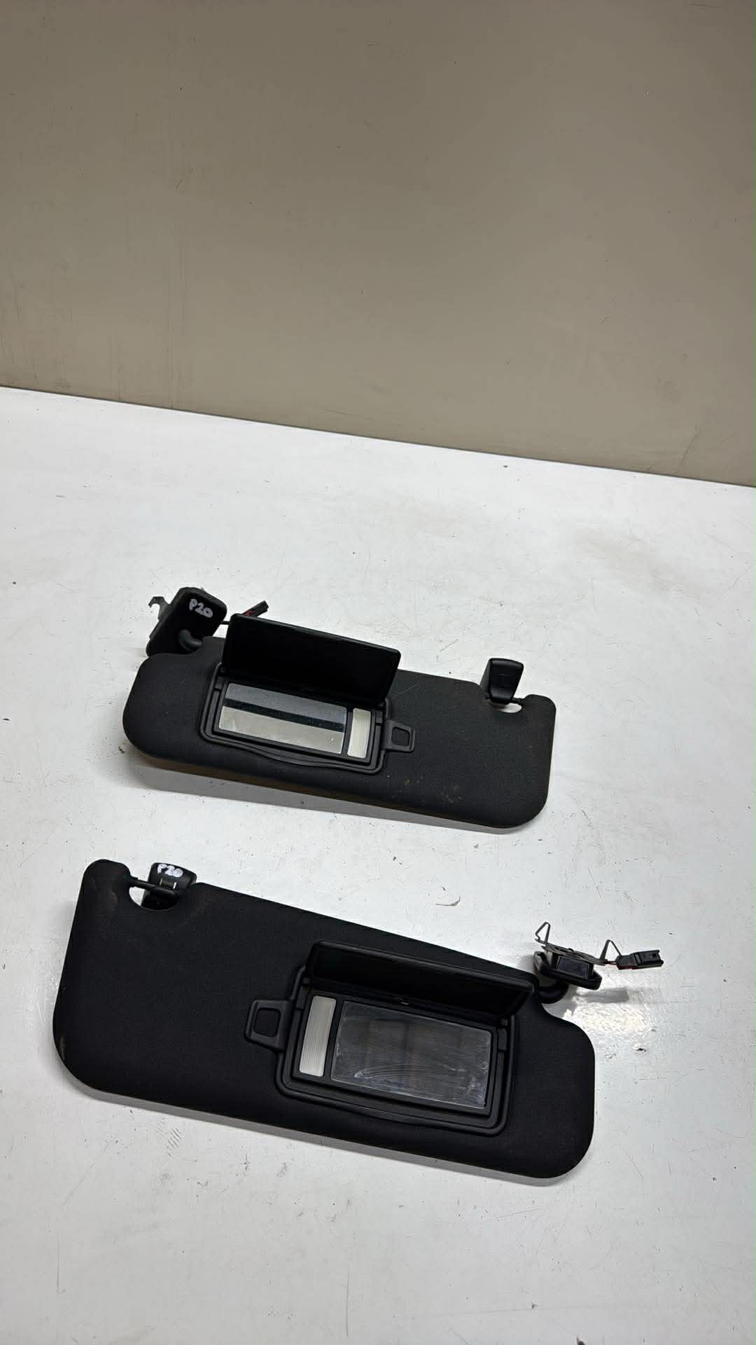 visors PRZECIWSLONECZNE JAGUAR XE X760 black, BLACK covers left right