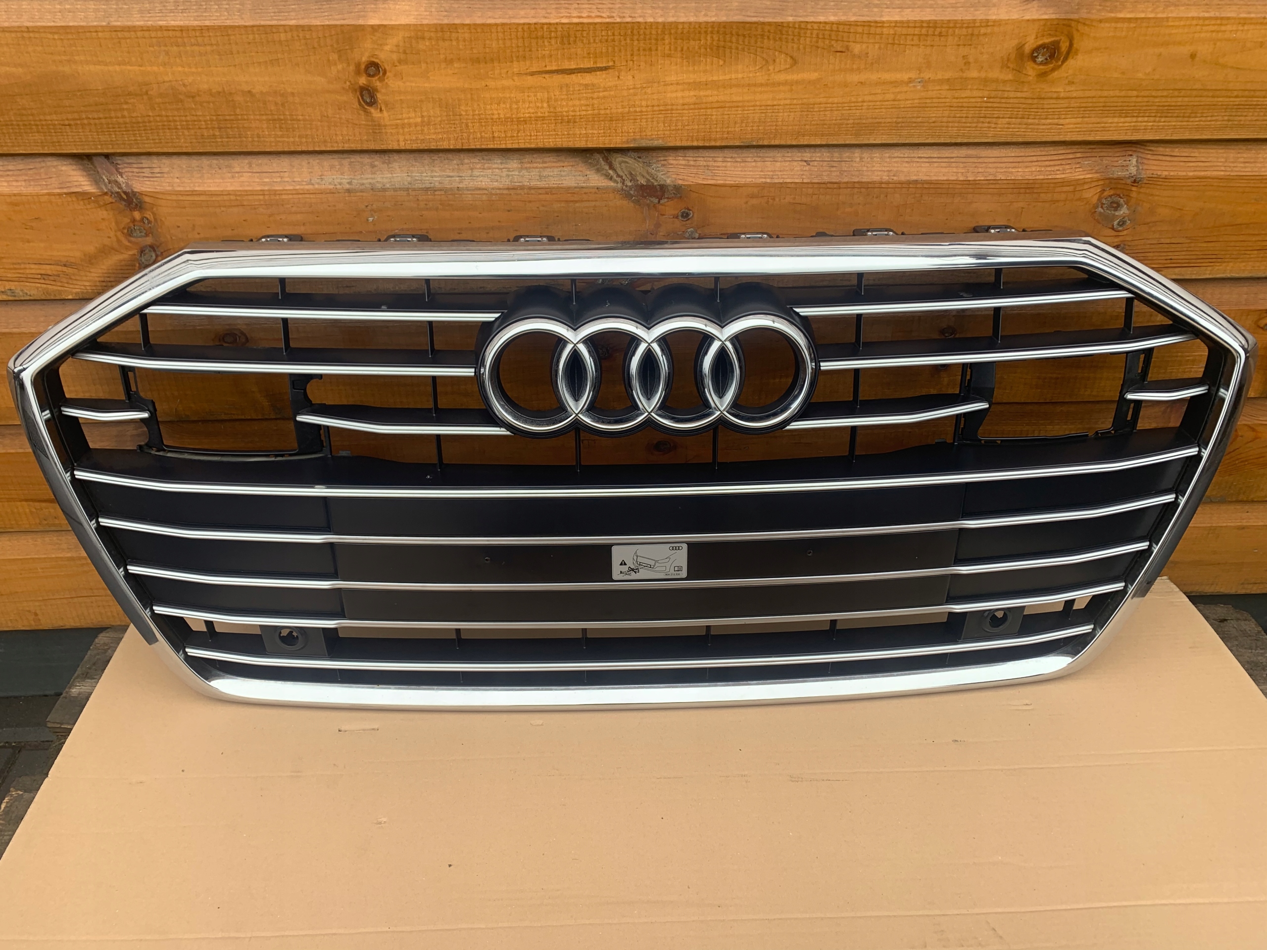 Audi A6 Kühlergrill FRONTGRILL Kühlergitter 4K0853651CA - Thumbnail 1
