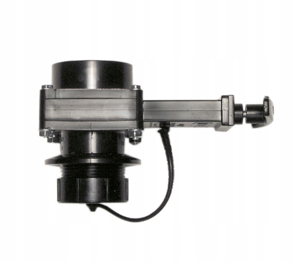 Злив води брудного сірого причепа