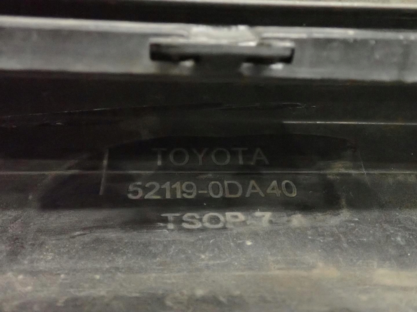 bumper front front TOYOTA YARIS III LIFT 2017- 52119-0DA40