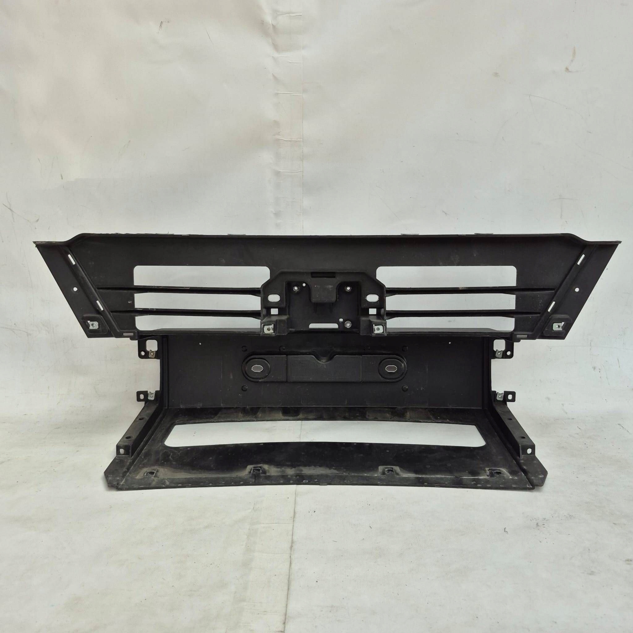 IVECO DAILY IV 4 LIFT 24-> bumper front front the centre