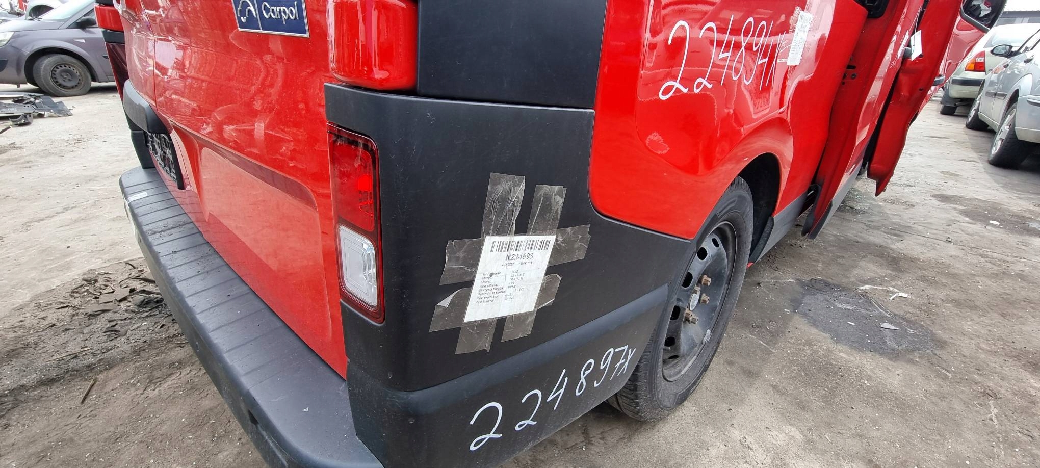 Seite rechts heck RENAULT TRAFIC III