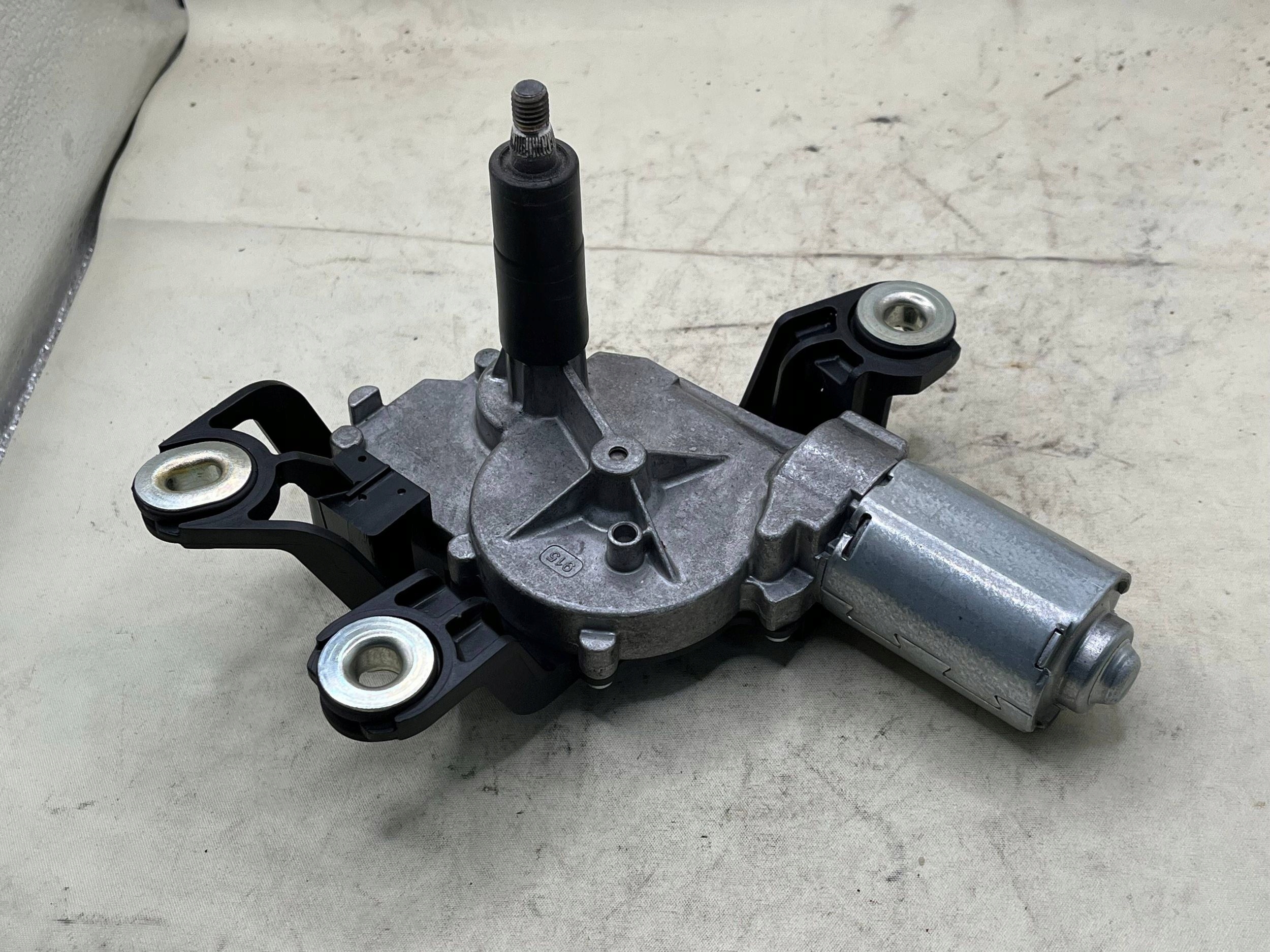 2010 VW Polo engine of wipers 5k6955711b 0390201207 !J