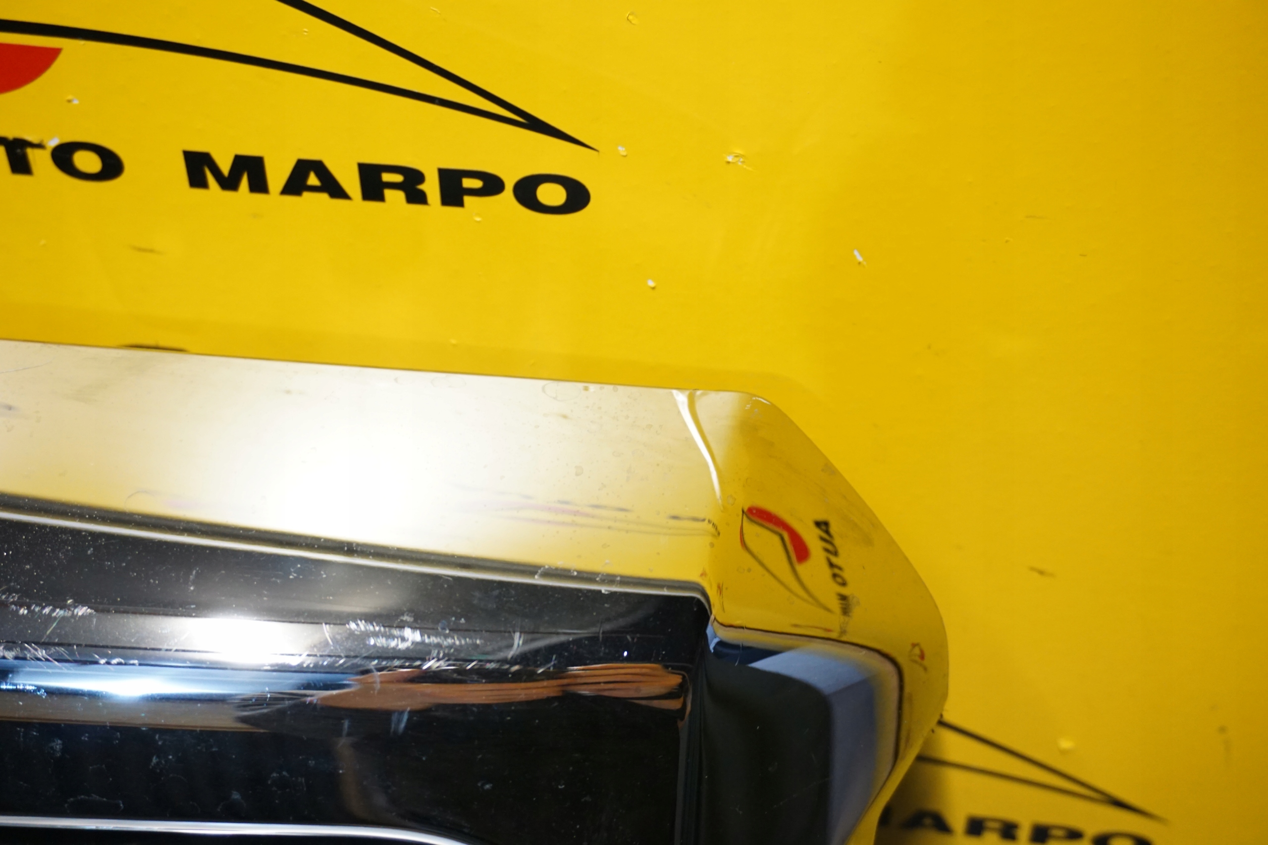 GMC SIERRA 2500 3500 HD 2015 - 2019 Atrapa Przód Grill Chrom 84089015 Strona zabudowy przód