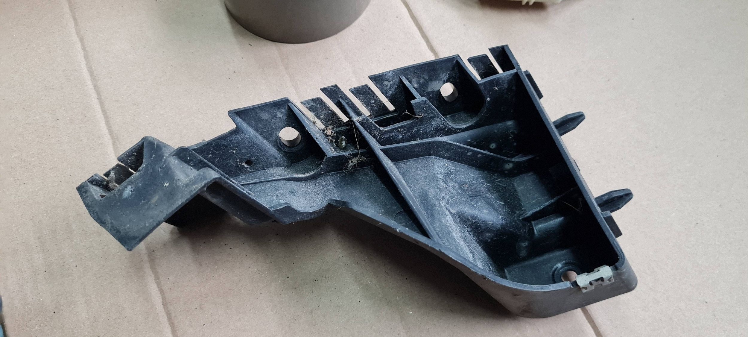 Q5 8R SQ5 bumper bracket right front 8R0807284B