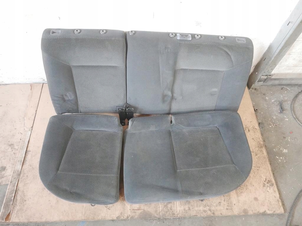 диван задний opel Astra H III 5D универсал 04-06