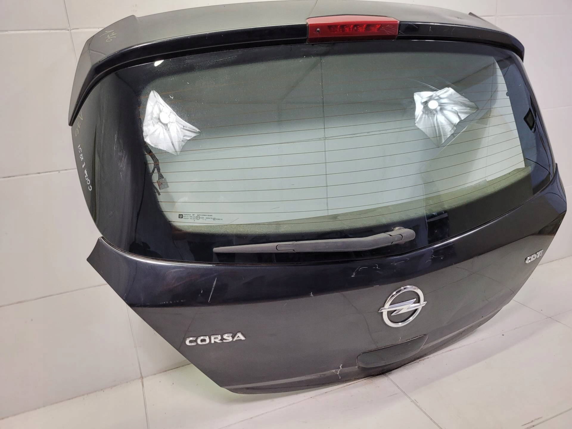 rear trunk door boot Opel Corsa 2013