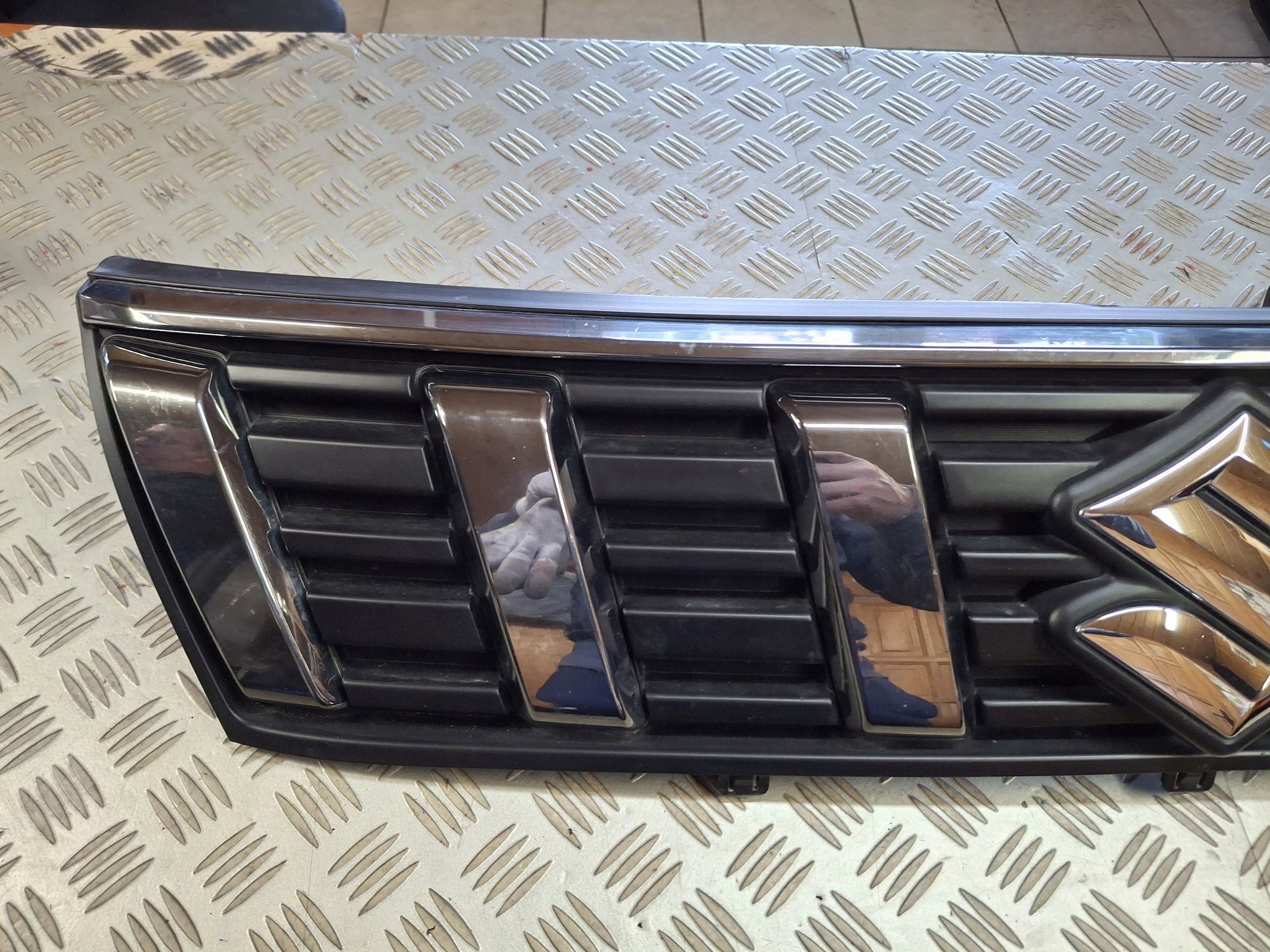 Grille SUZUKI VITARA III LIFT 2018R->