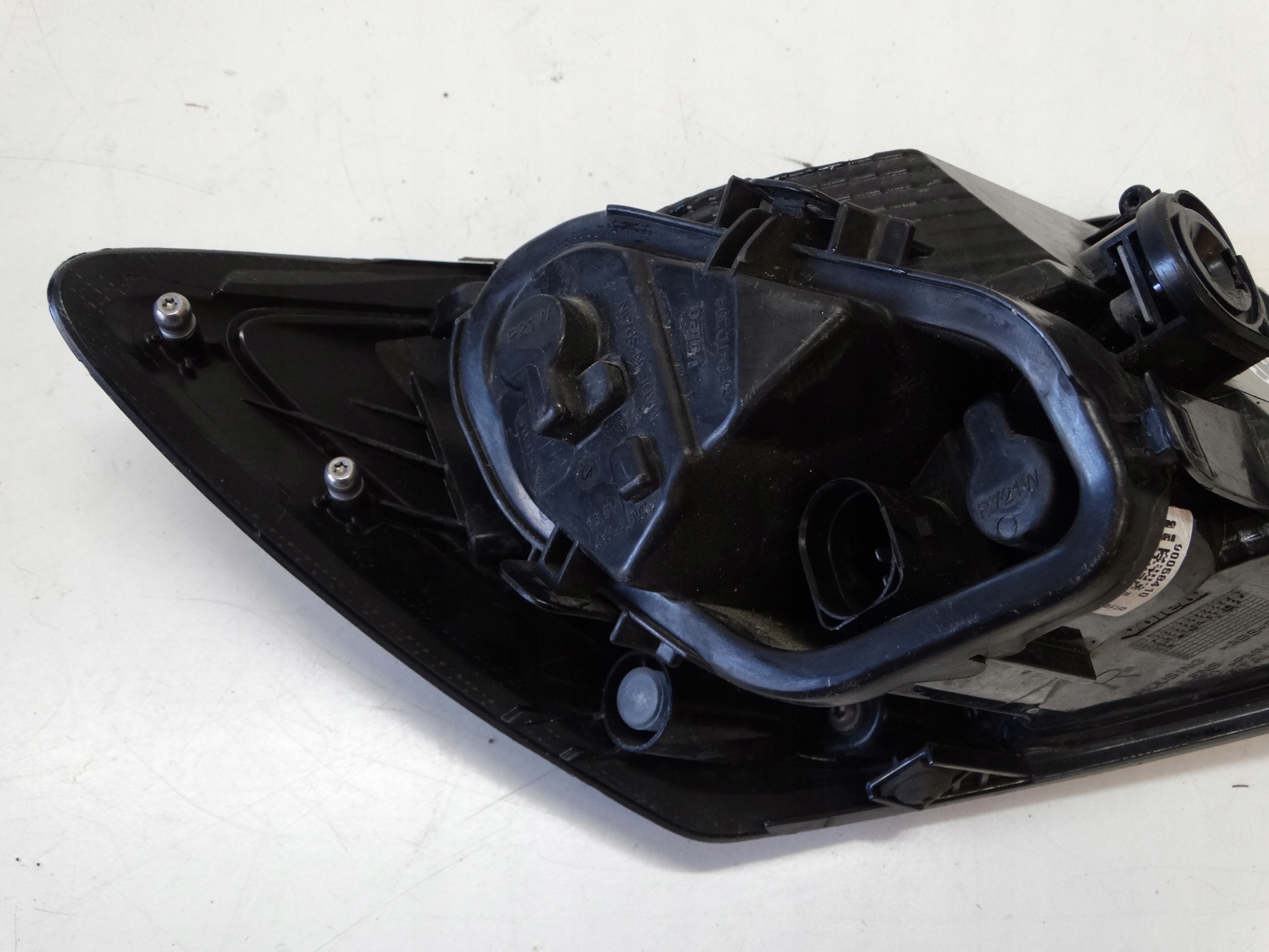 light right rear part SEAT LEON III 5F0945208E