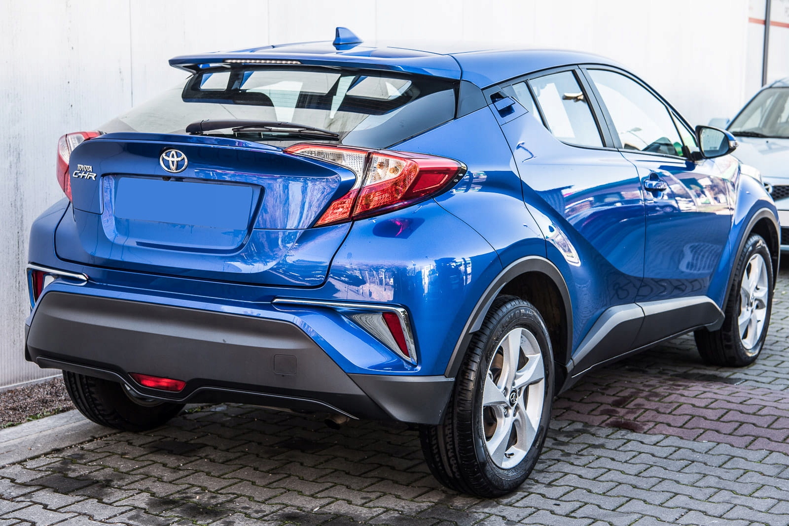 TOYOTA C HR 2016 NAKLADKI NA HALOGENY TYL EAN 2000000044392