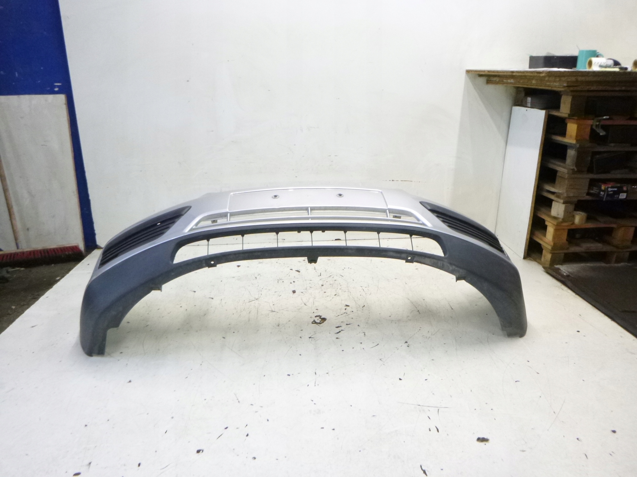 front bumper Ford Focus II 03 2006r. 4M51-17757-A
