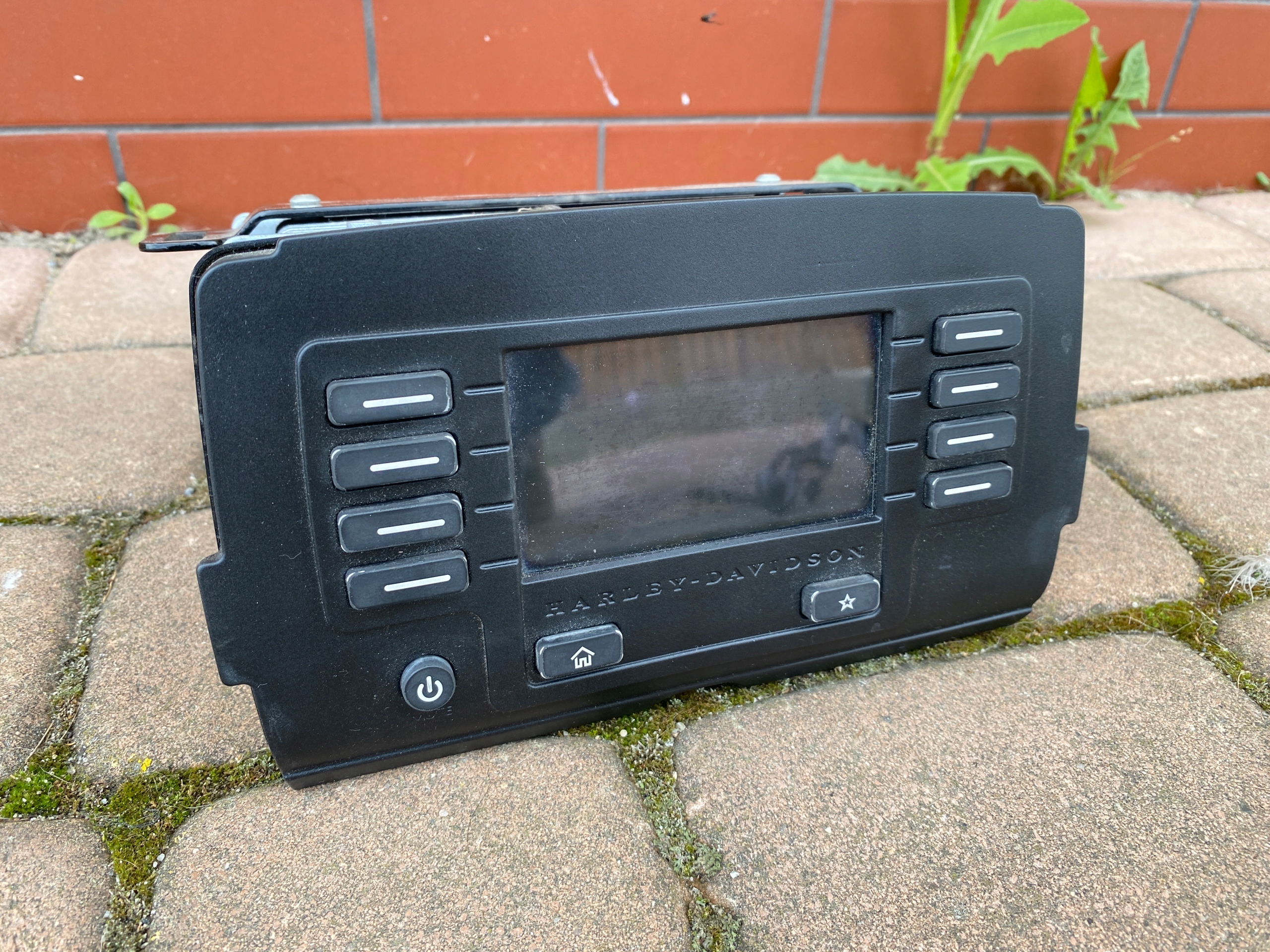 HARLEY DAVIDSON TOURING 14-18 RADIO BOOM! BOX 4.3